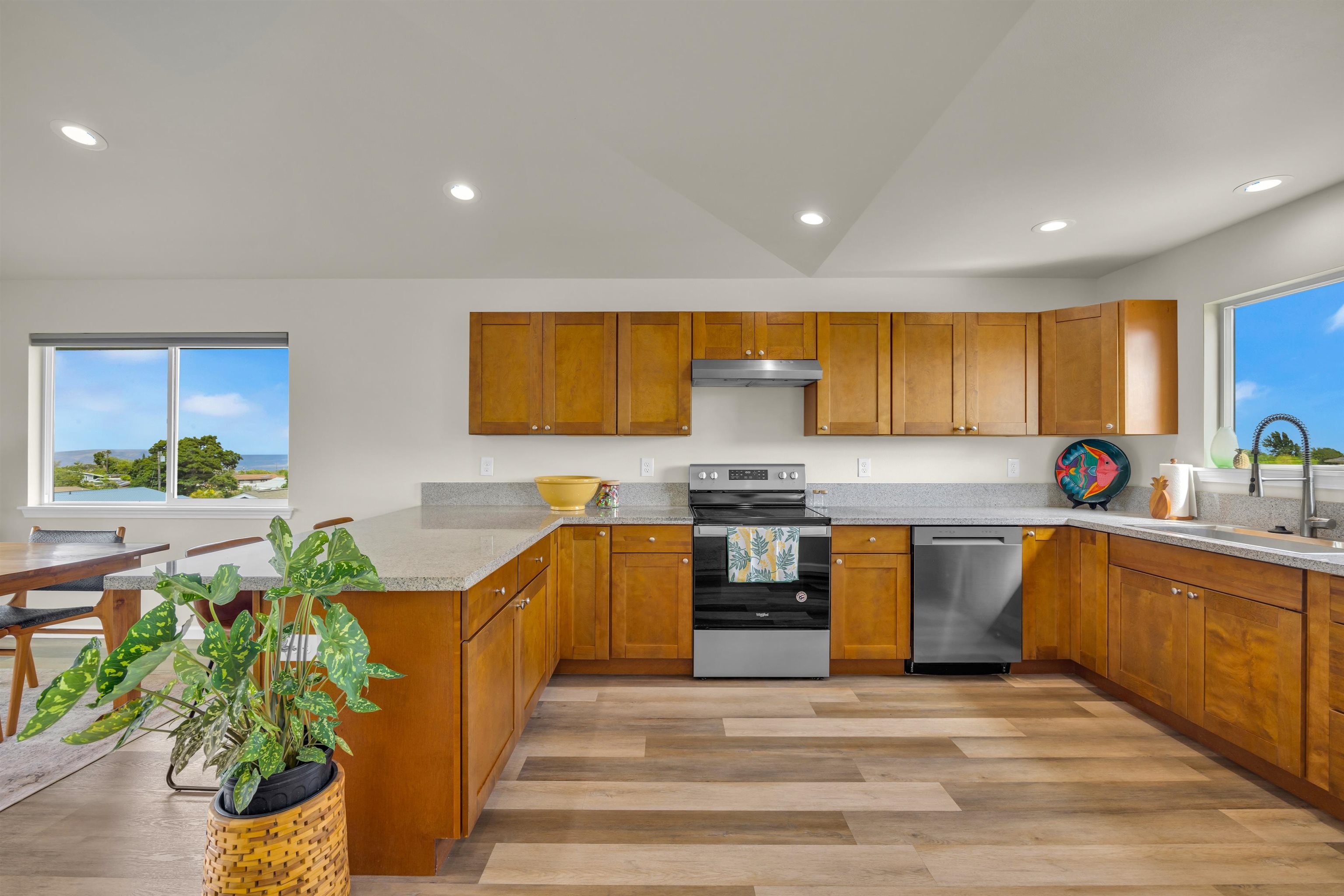 136 Tam Yau Pl Property Photo 14