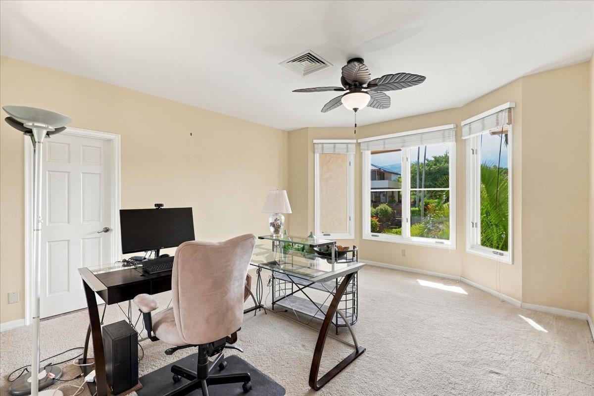 54 Hakui Loop Property Photo 37