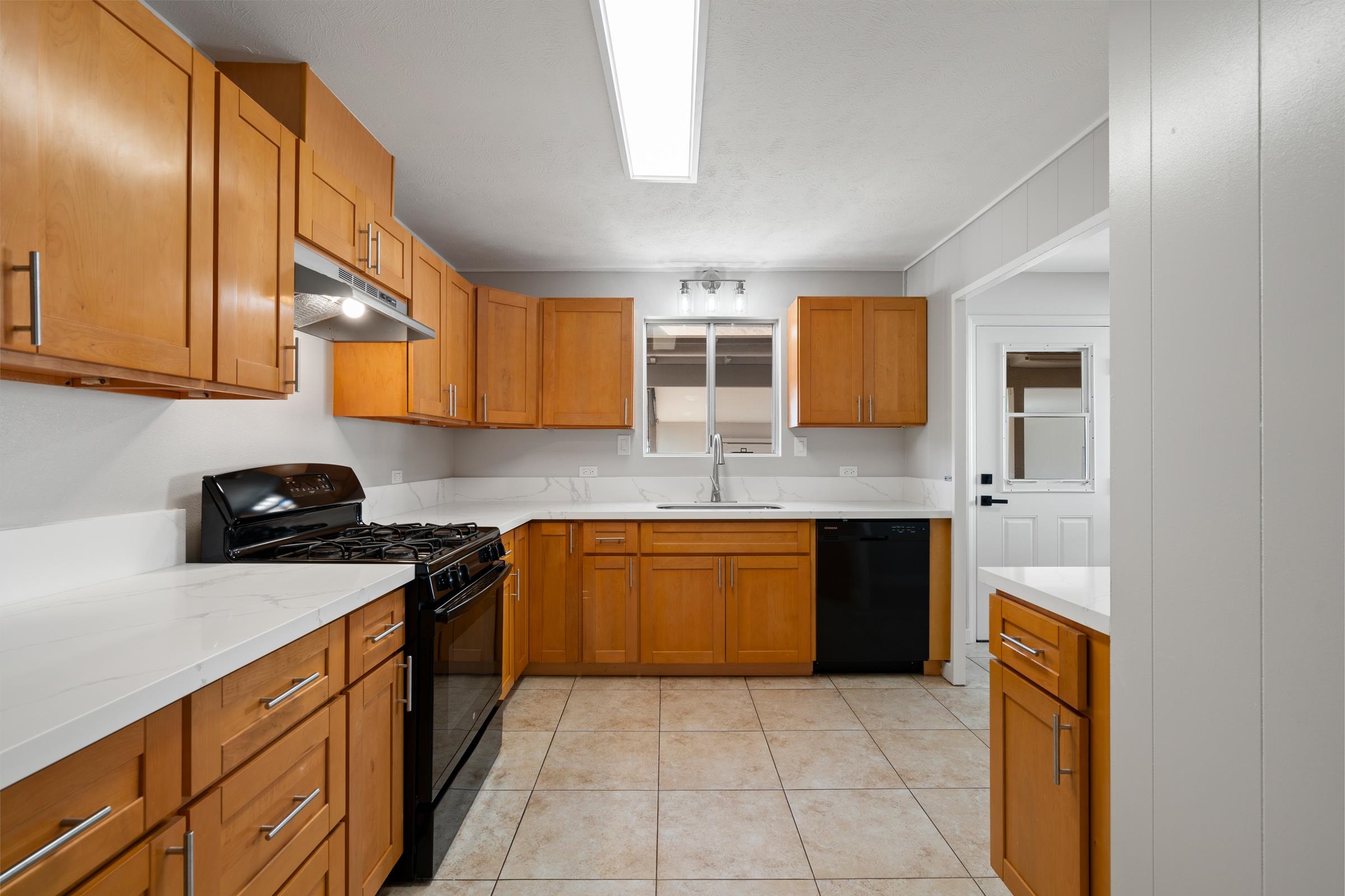185 Hololani St Property Photo 29