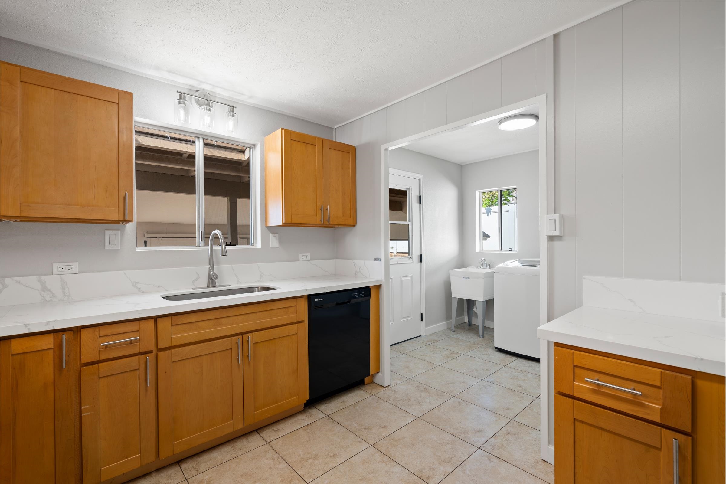 185 Hololani St Property Photo 30
