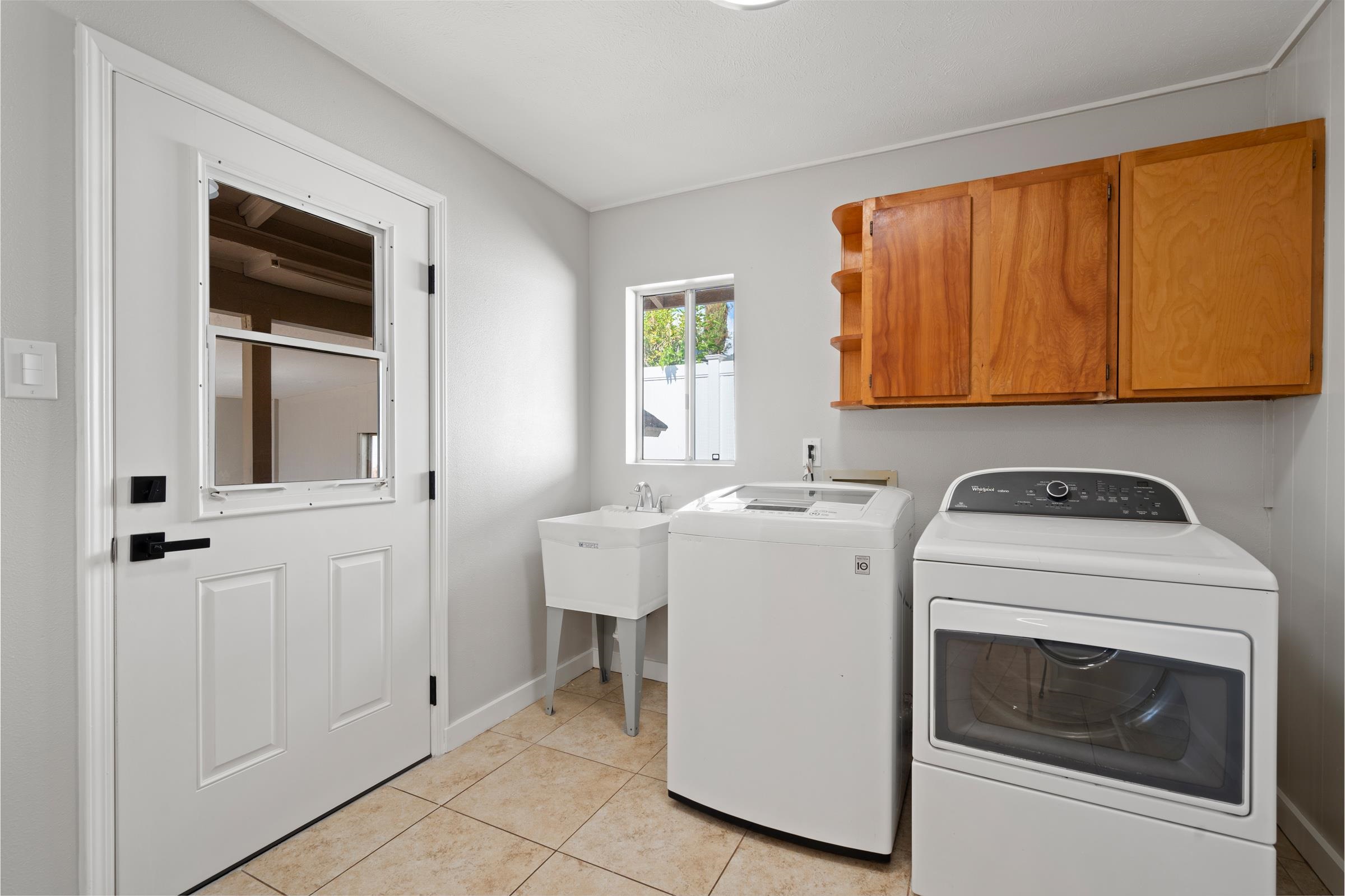 185 Hololani St Property Photo 32
