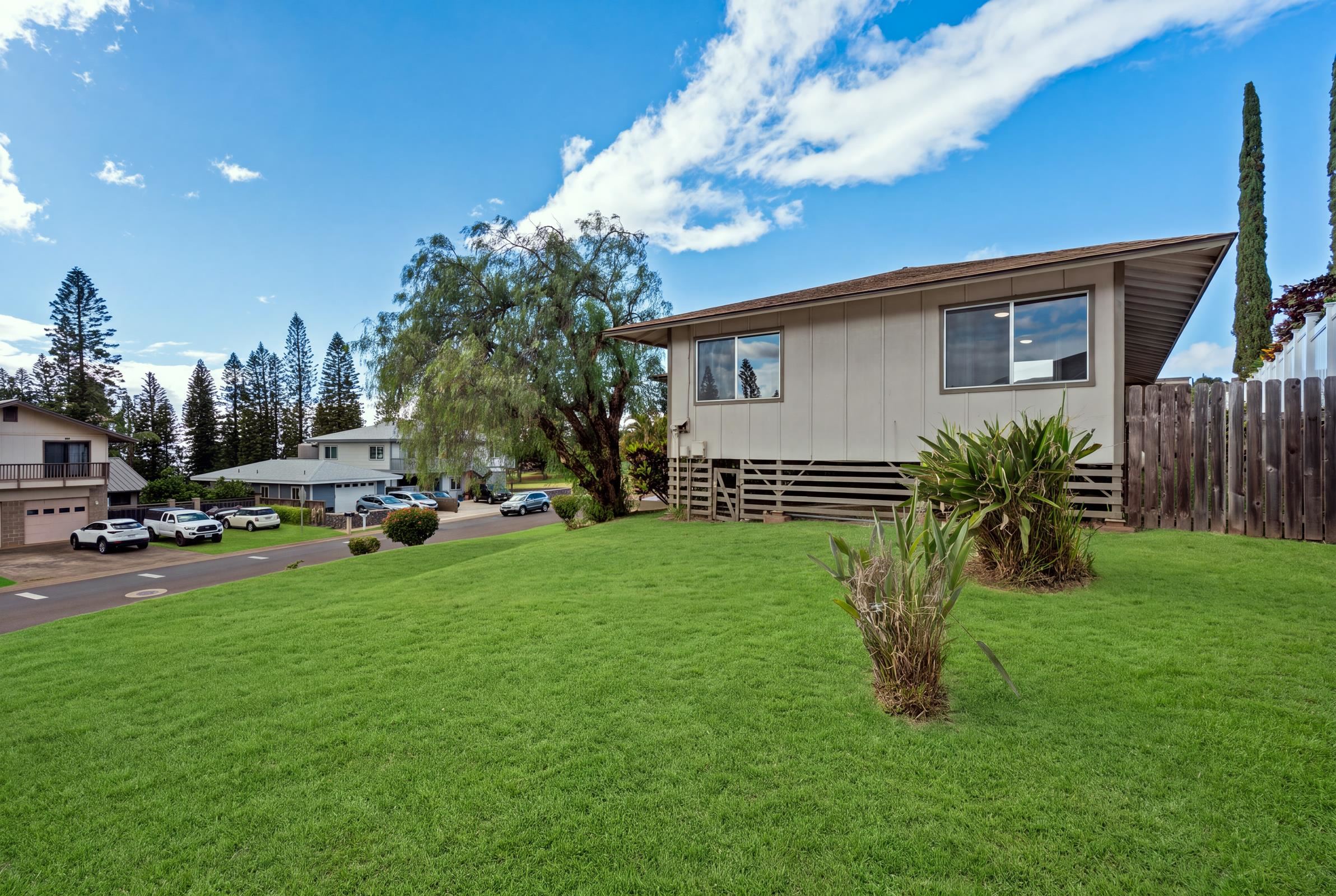 185 Hololani St Property Photo 36
