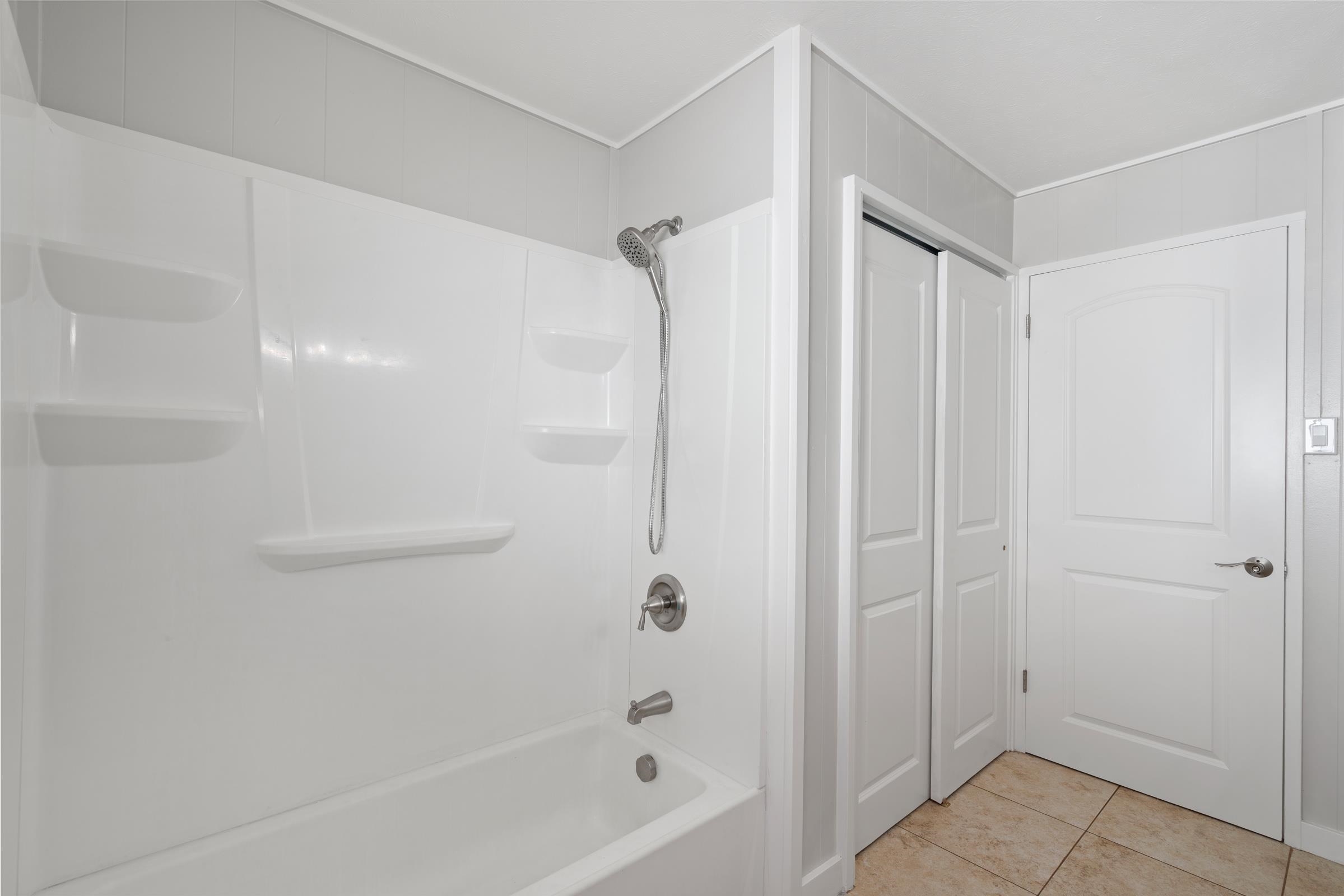 185 Hololani St Property Photo 38