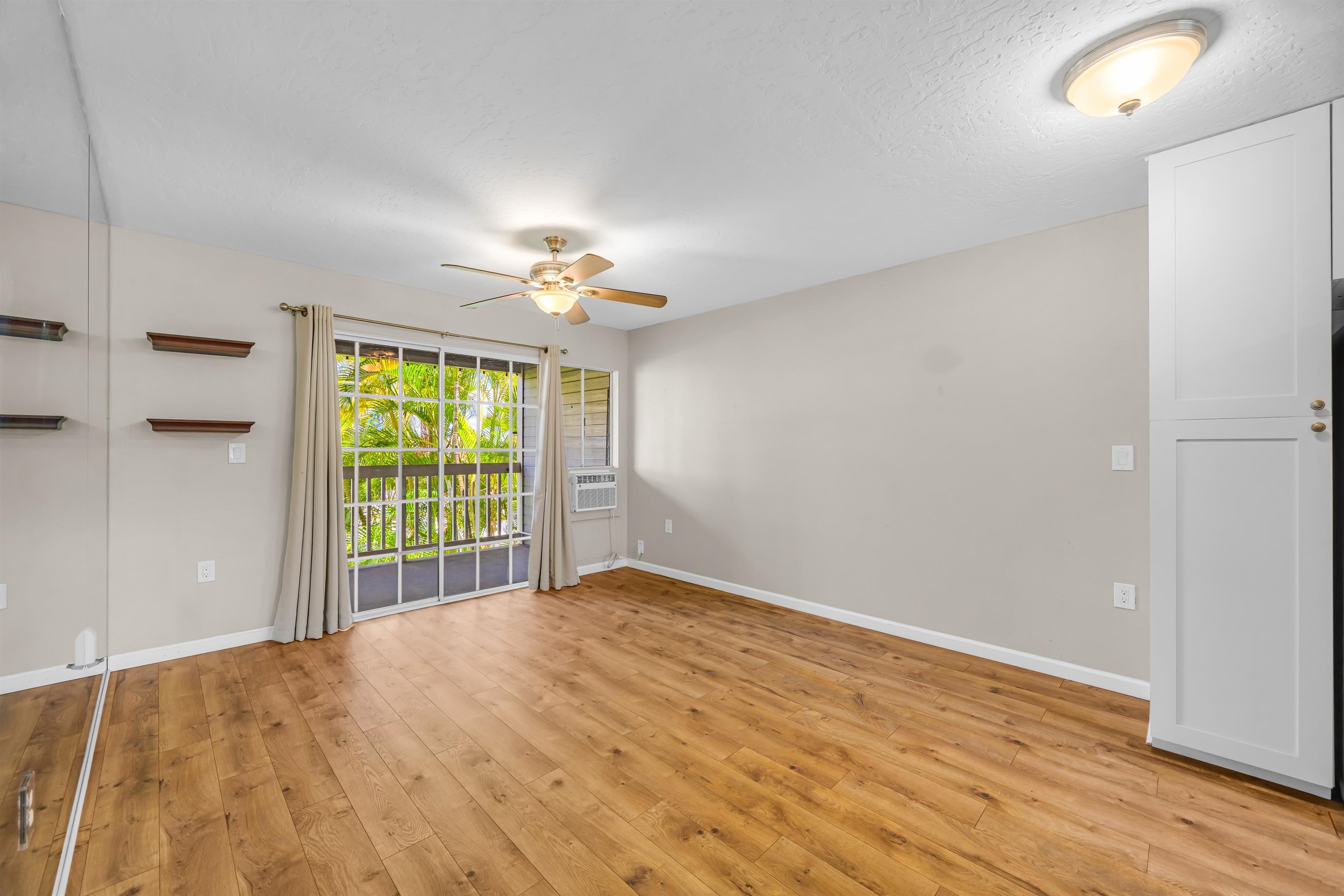 160 Keonekai Rd Property Photo 8