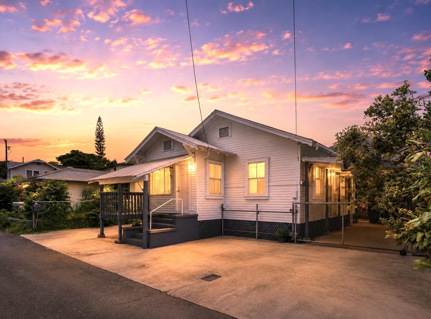 67 Moani Pl Property Photo 1