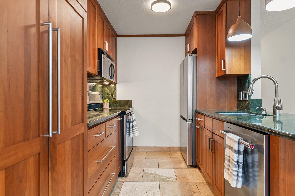 160 Keonekai Rd Property Photo 10