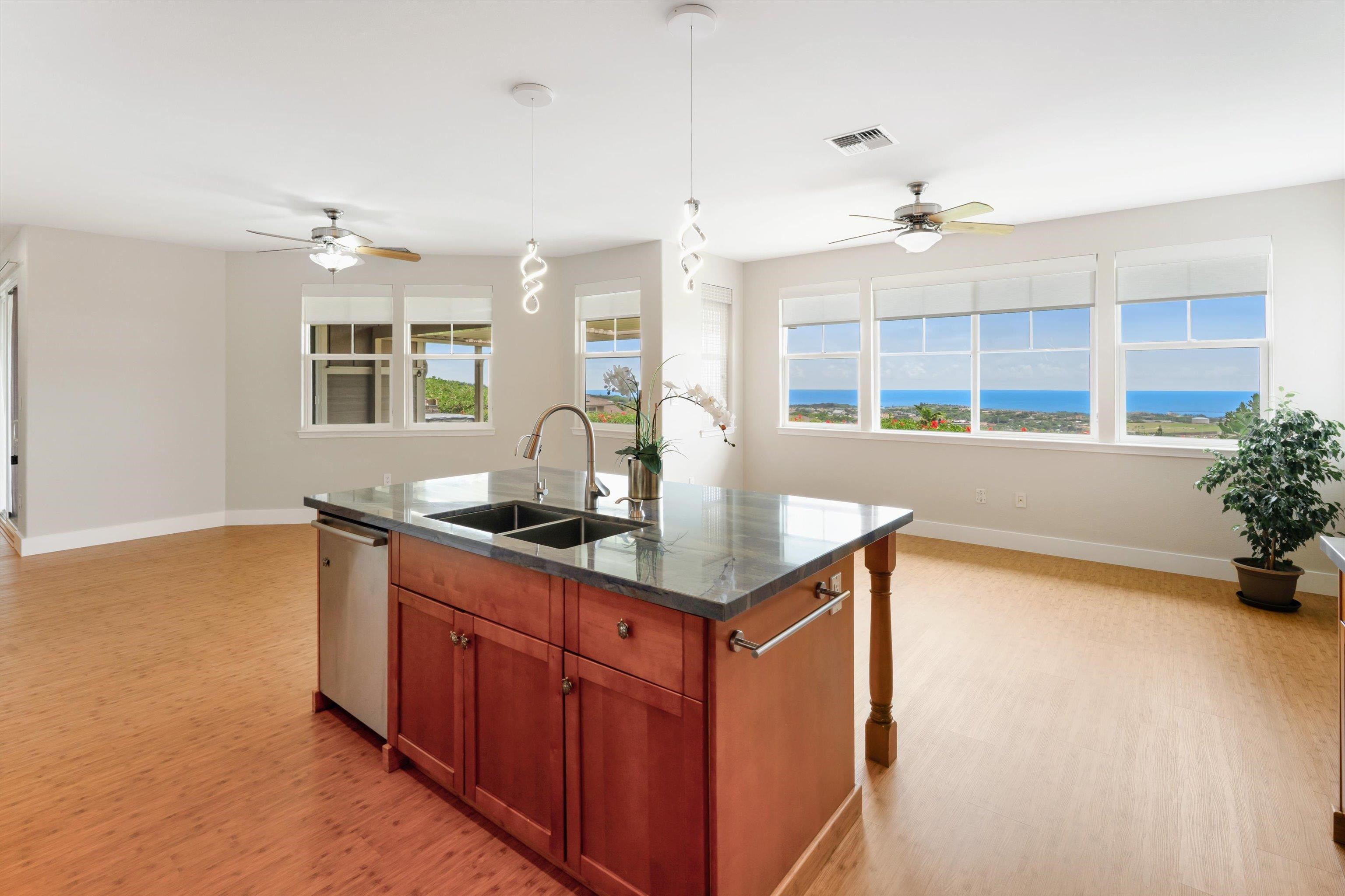 379 Maka Hou Loop Property Photo 20