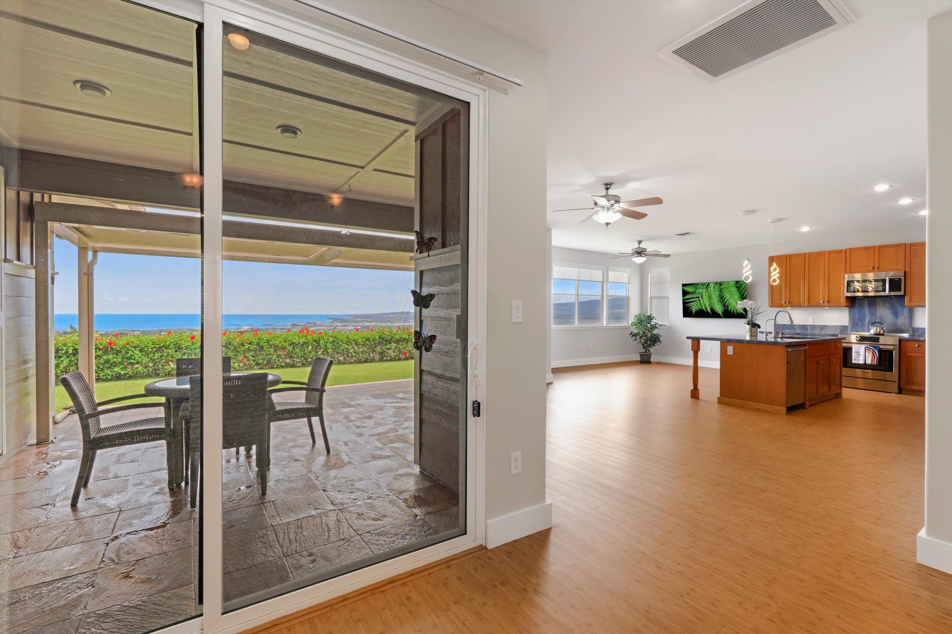 379 Maka Hou Loop Property Photo 22