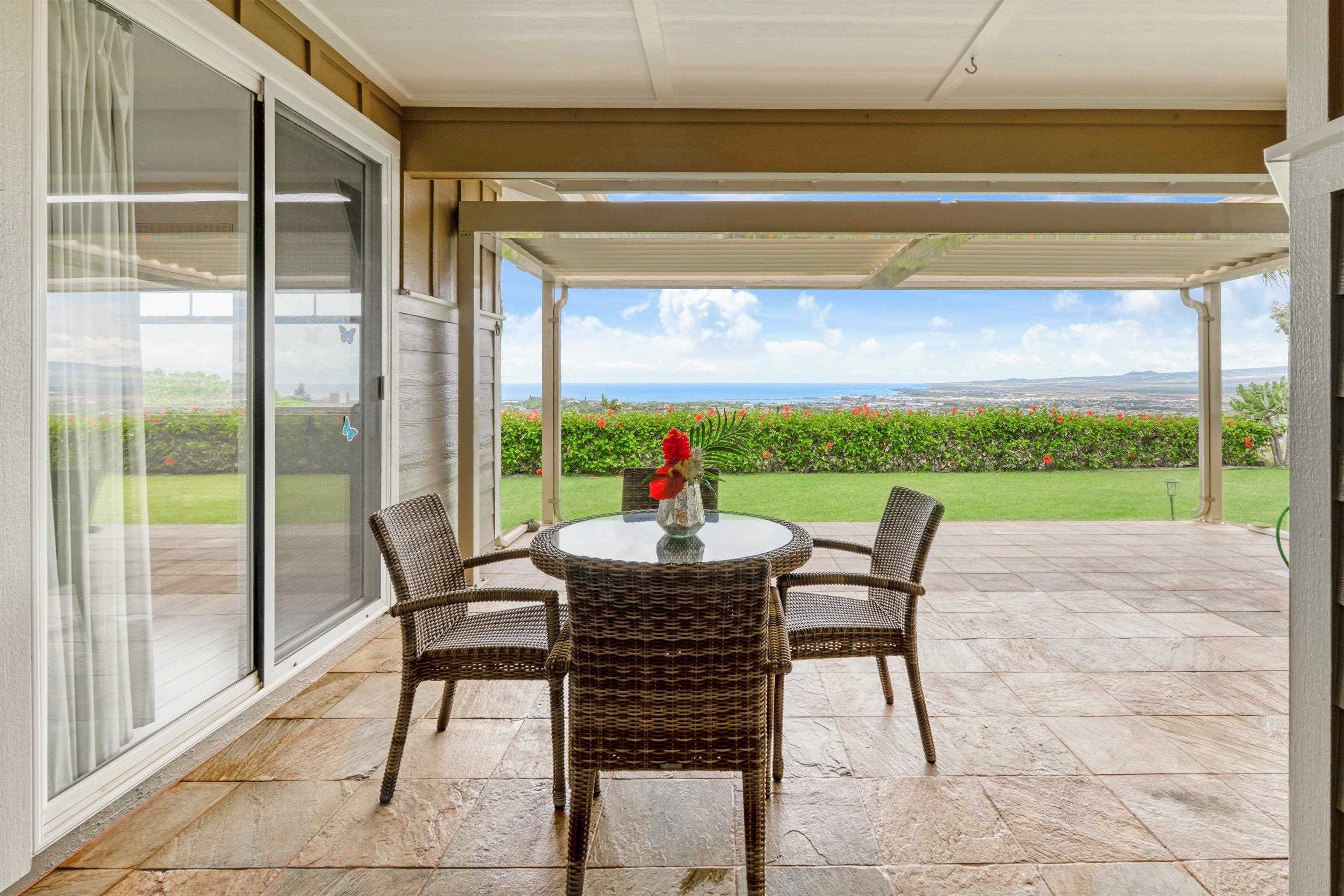 379 Maka Hou Loop Property Photo 23