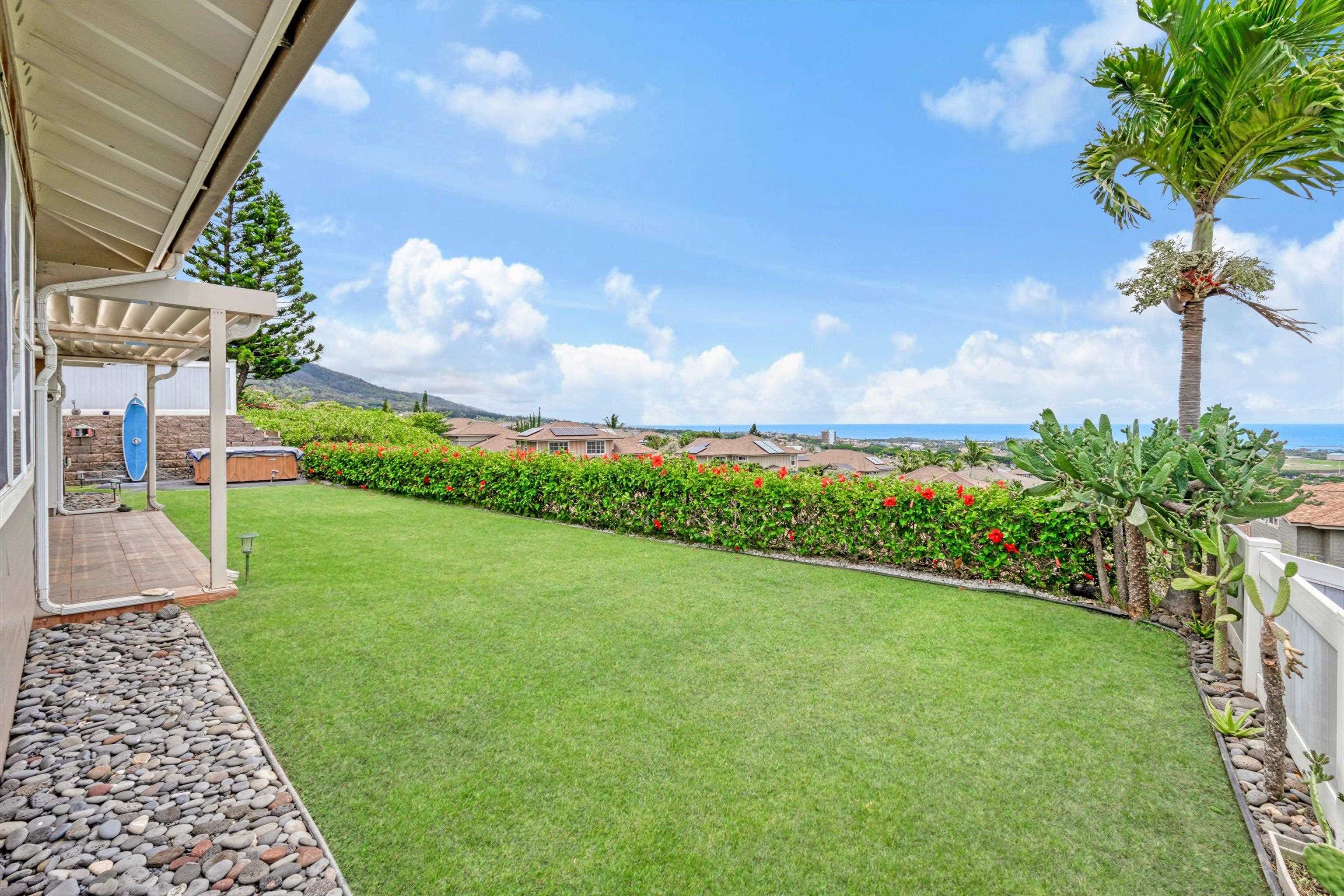 379 Maka Hou Loop Property Photo 43