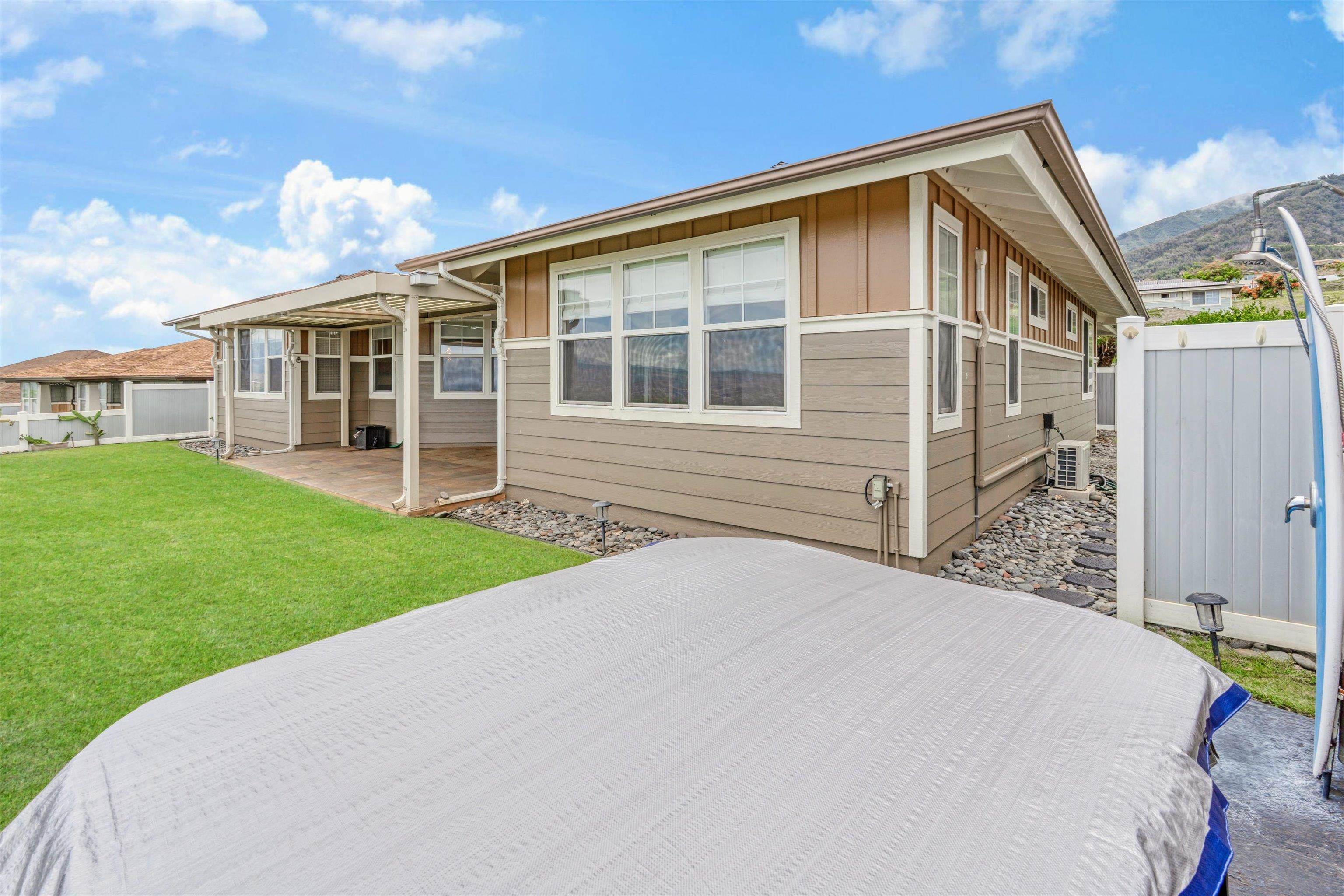 379 Maka Hou Loop Property Photo 44