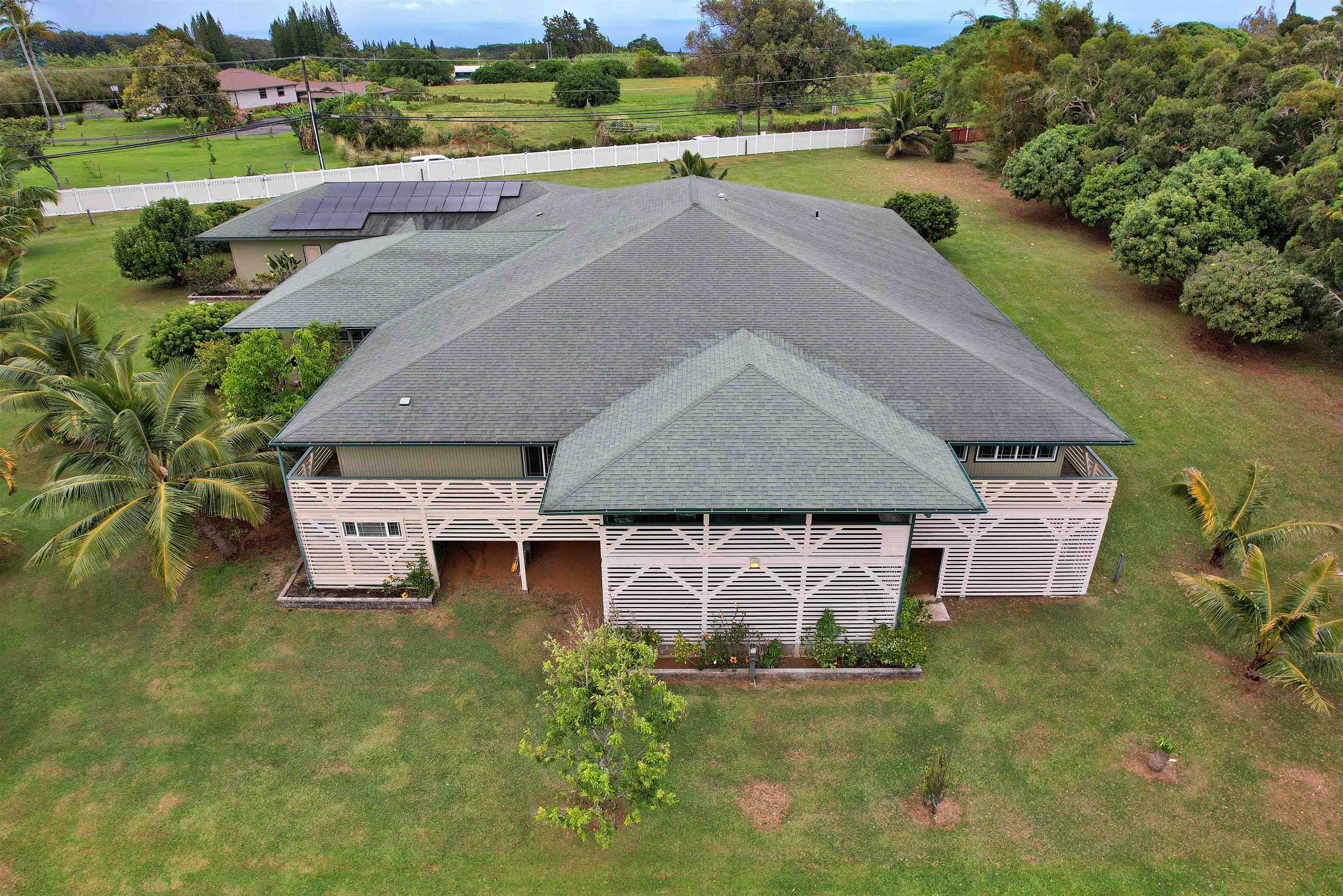 1525 Kaupakalua Rd Property Photo 43