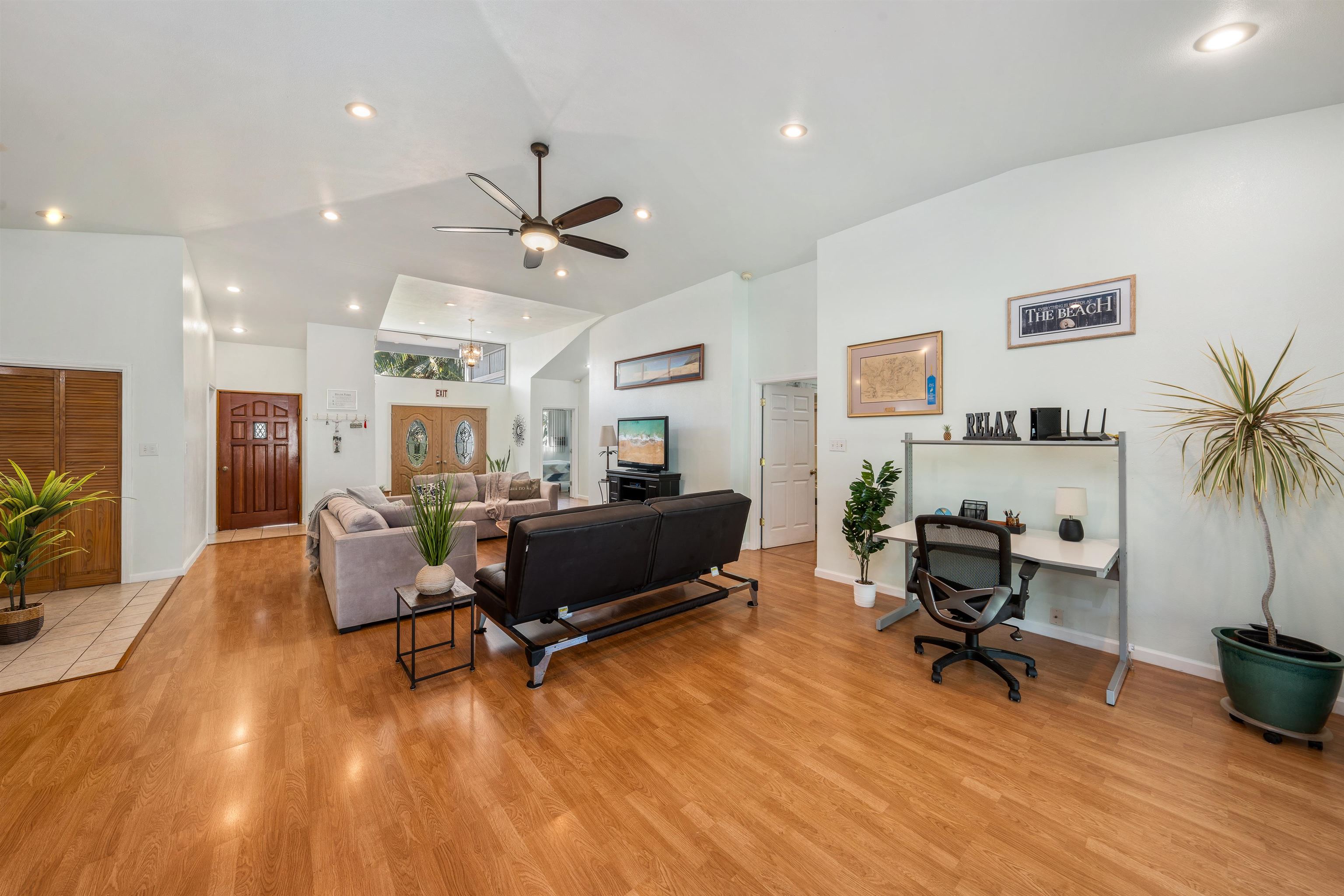 221 Mahie Pl Property Photo 7