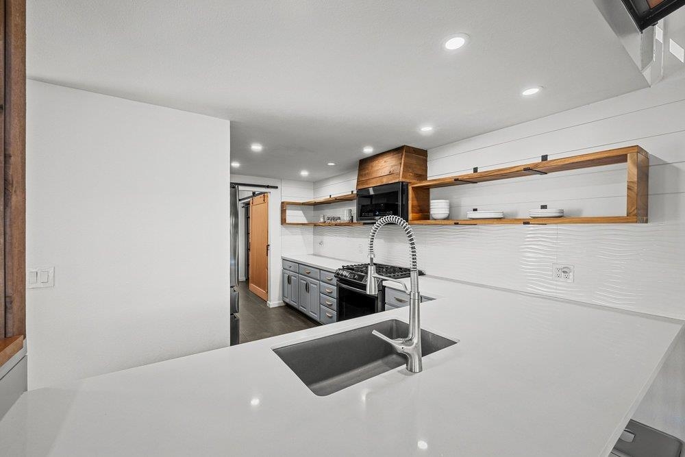 91 Hui F Rd Property Photo 7
