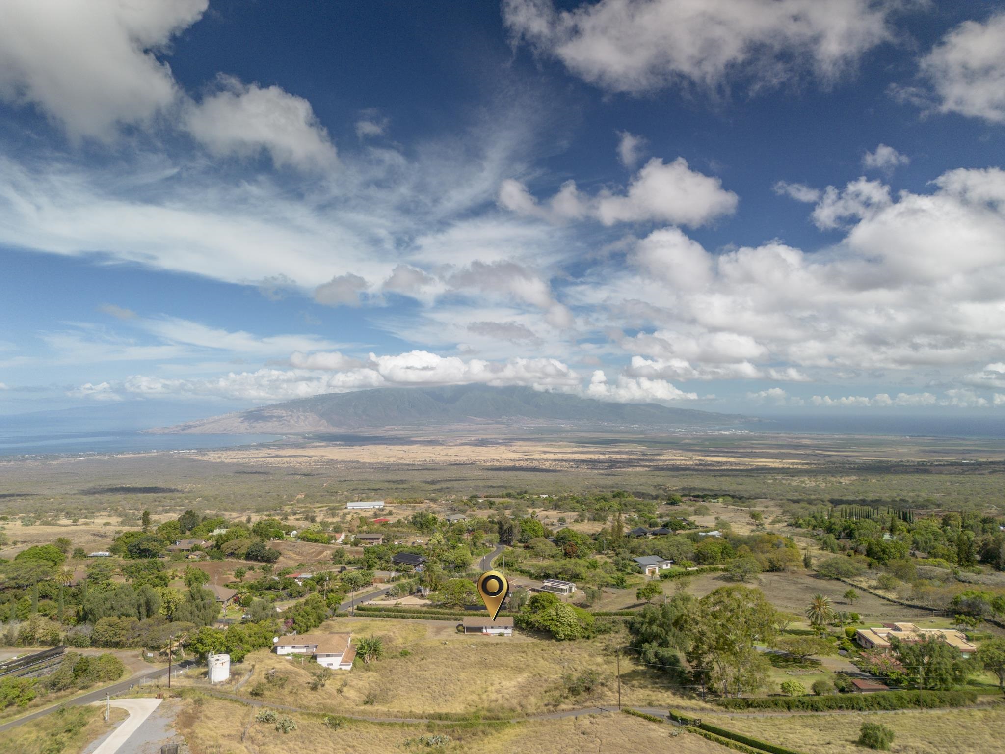 1298 Naalae Rd Property Photo 2