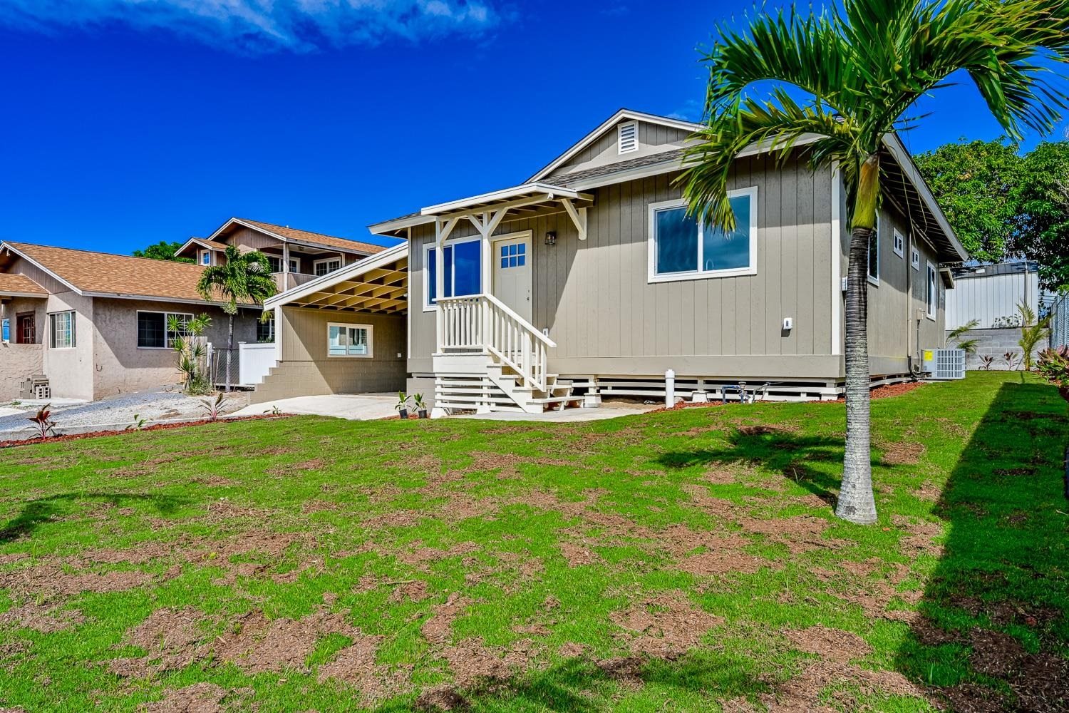 279 Ohaa St Property Photo 4