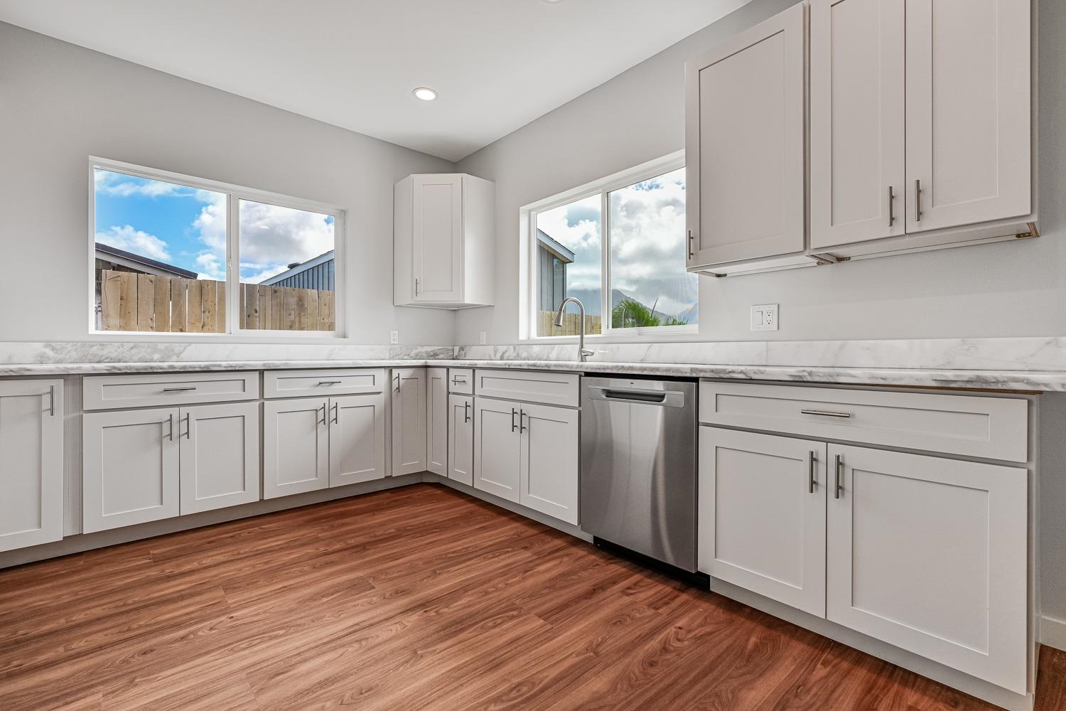 279 Ohaa St Property Photo 11