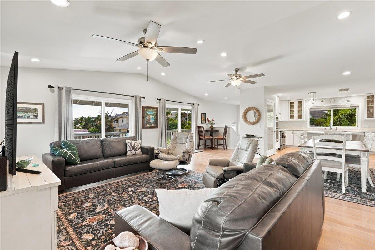 1887 Kaahele Pl Property Photo 10