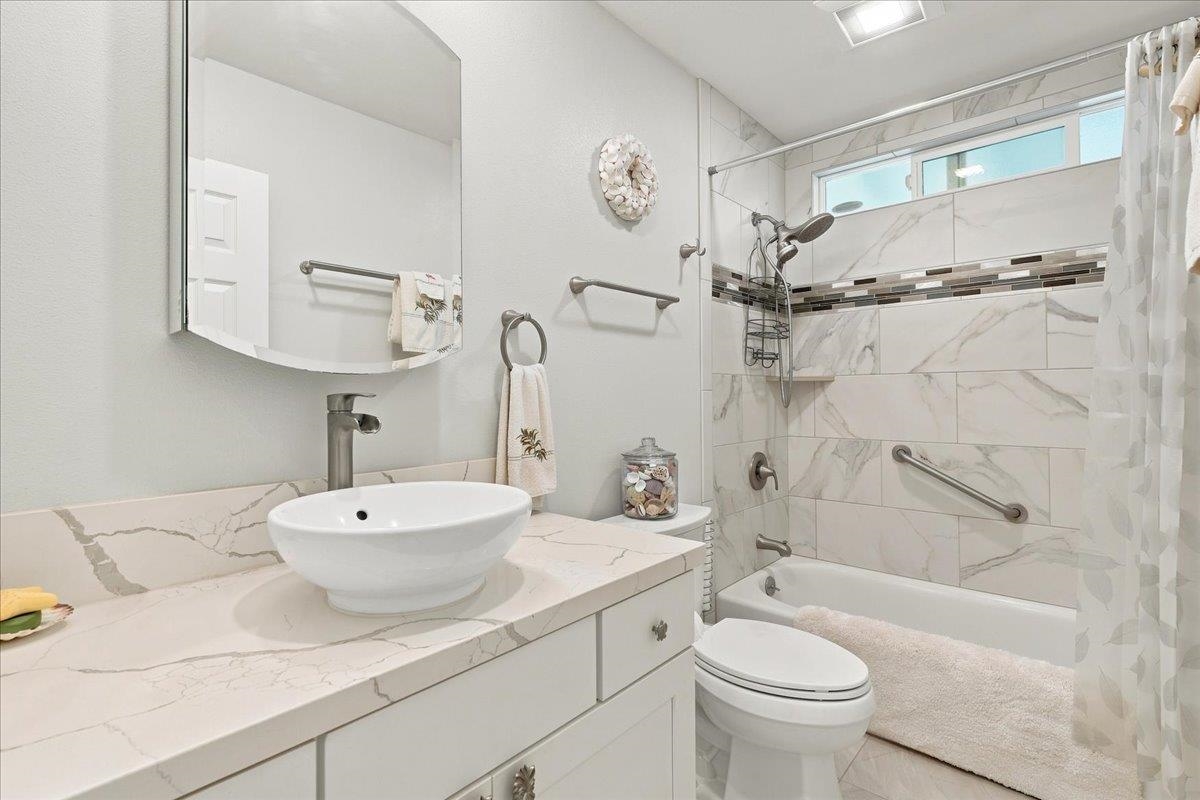 1887 Kaahele Pl Property Photo 21