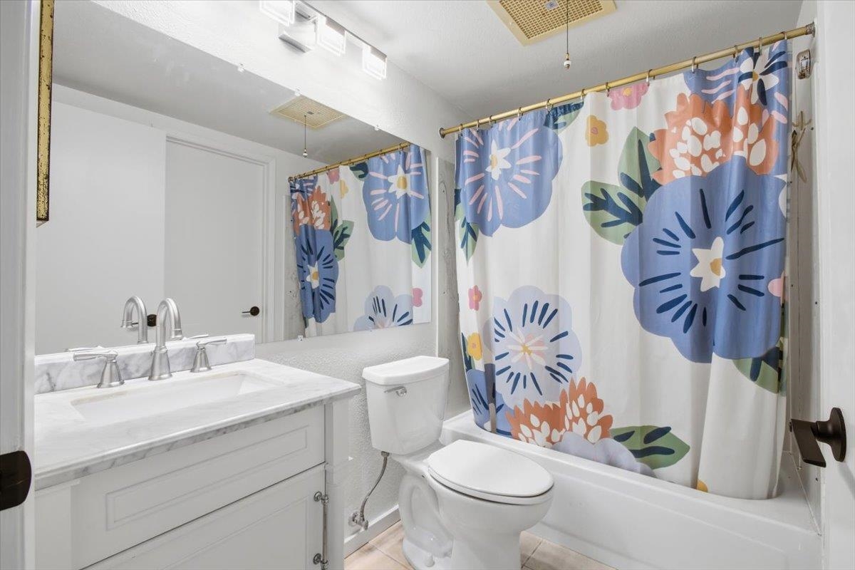 160 Keonekai Rd Property Photo 25