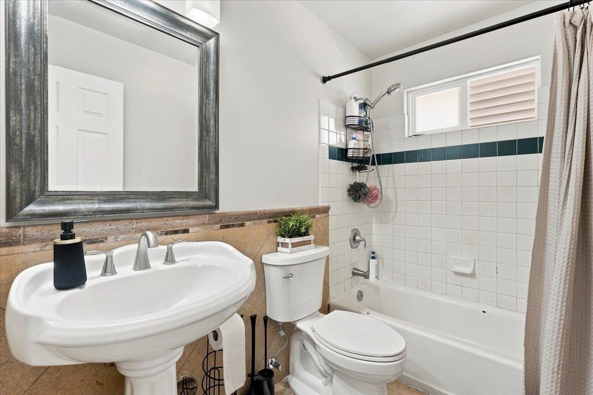 349 Kuualoha St Property Photo 31