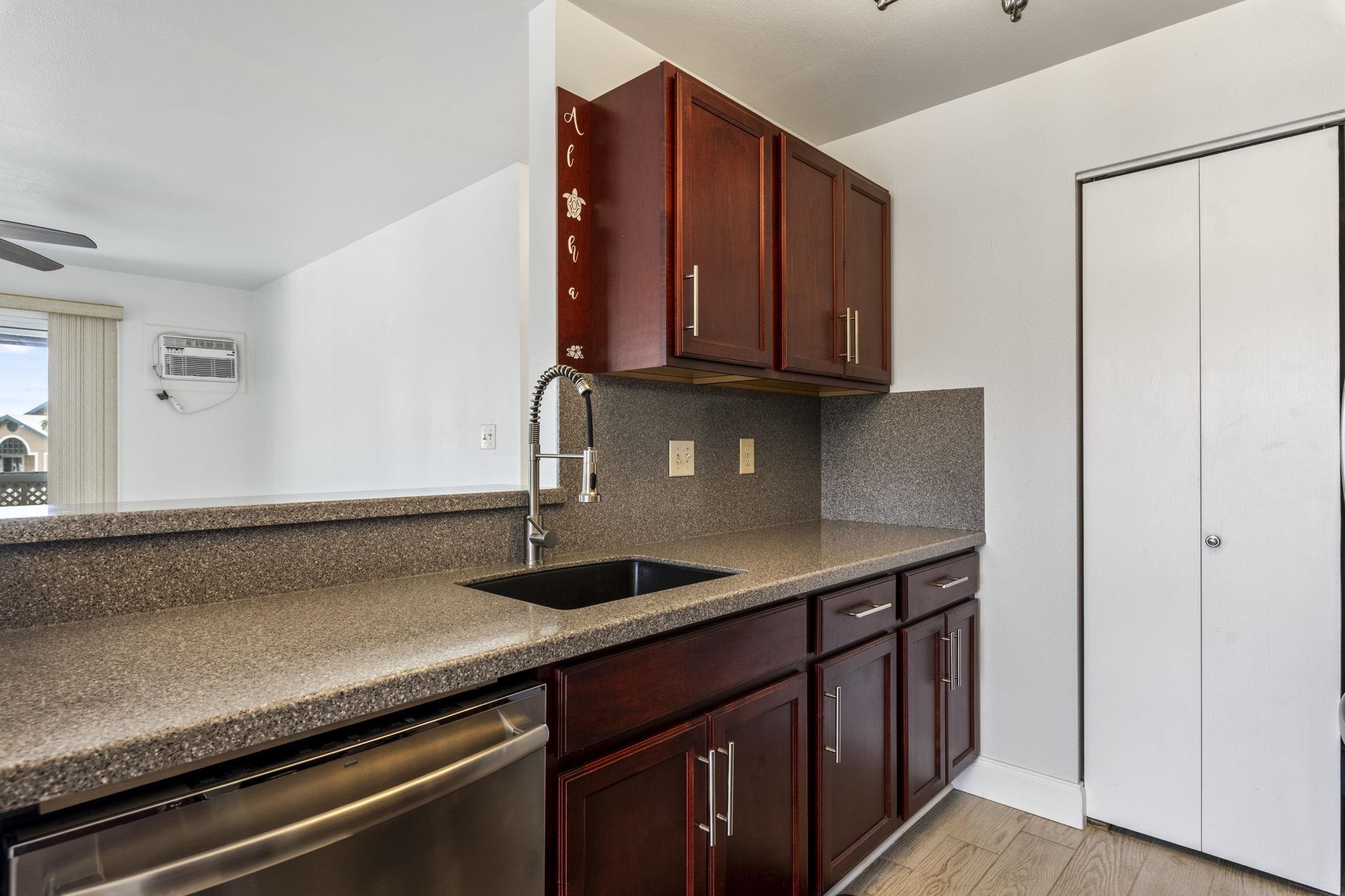 70 Kapi Ln Property Photo 9