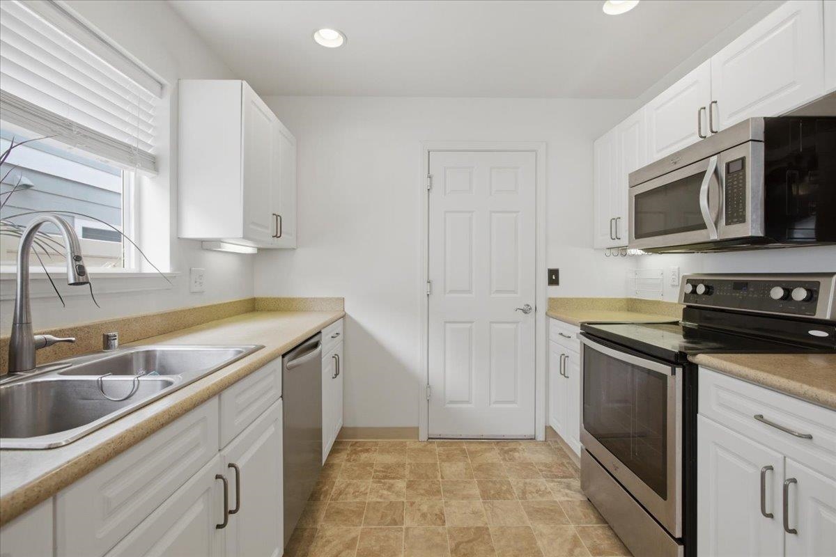 14 E Makahehi Pl Property Photo 10