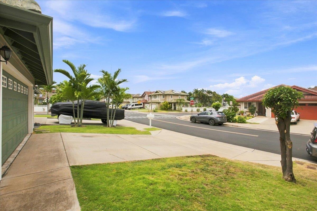 14 E Makahehi Pl Property Photo 32
