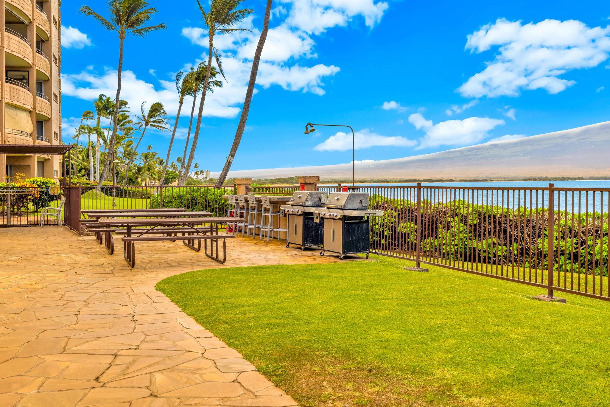 150 Hauoli St Property Photo 3