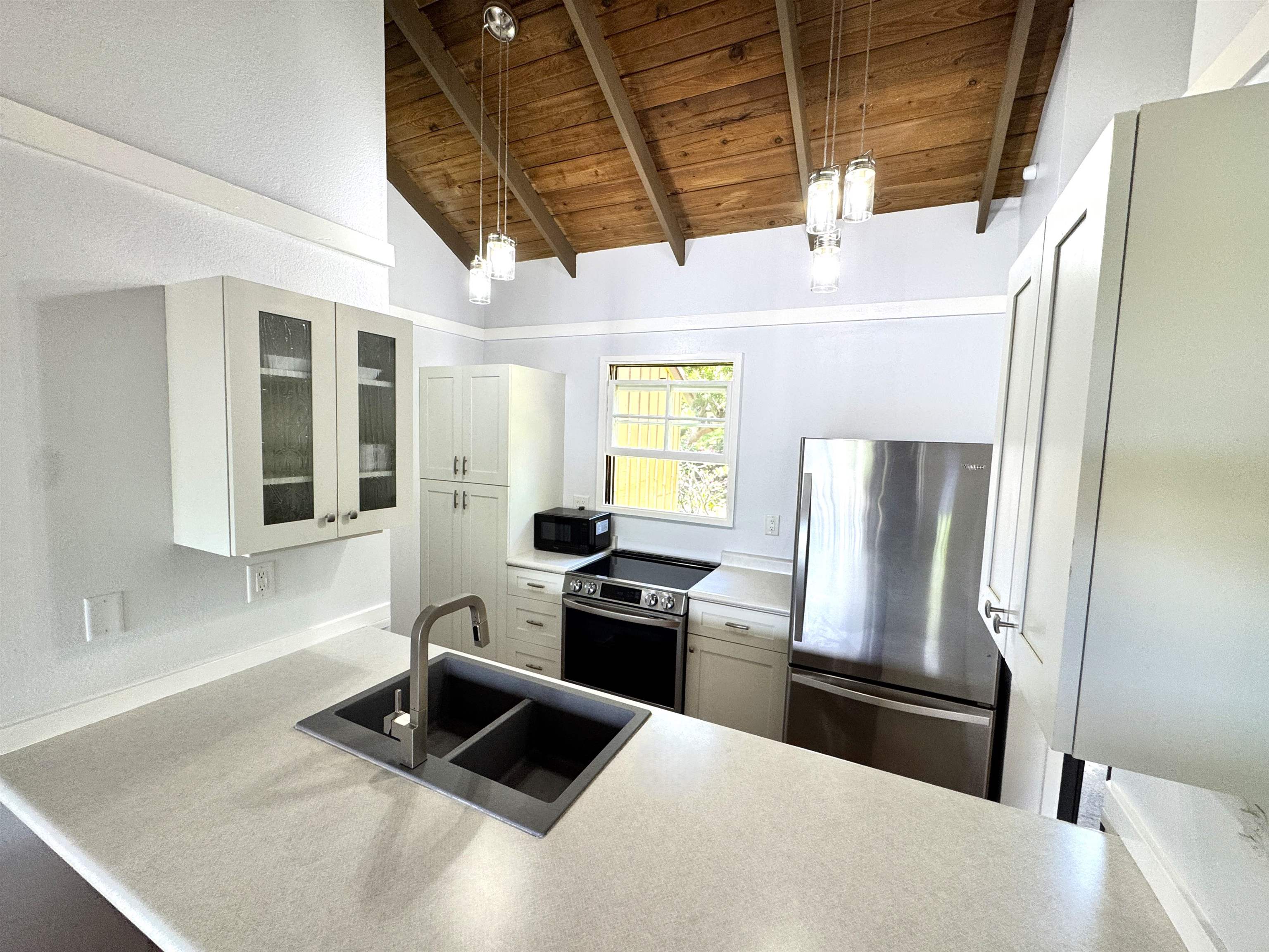 100 Lio Pl Property Photo 8