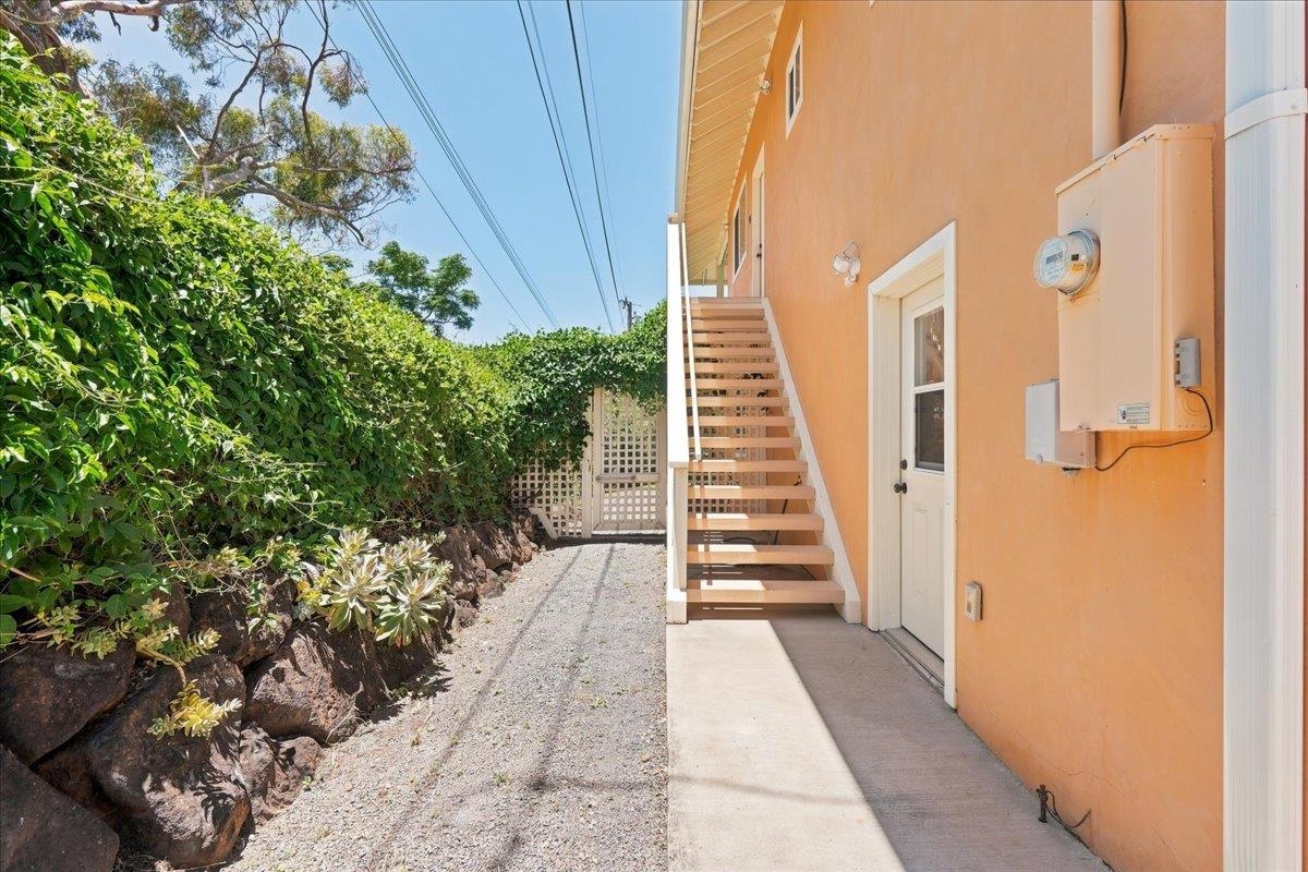 84 Loha St Property Photo 4