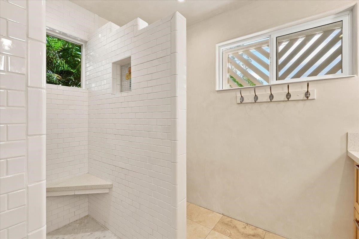 84 Loha St Property Photo 16