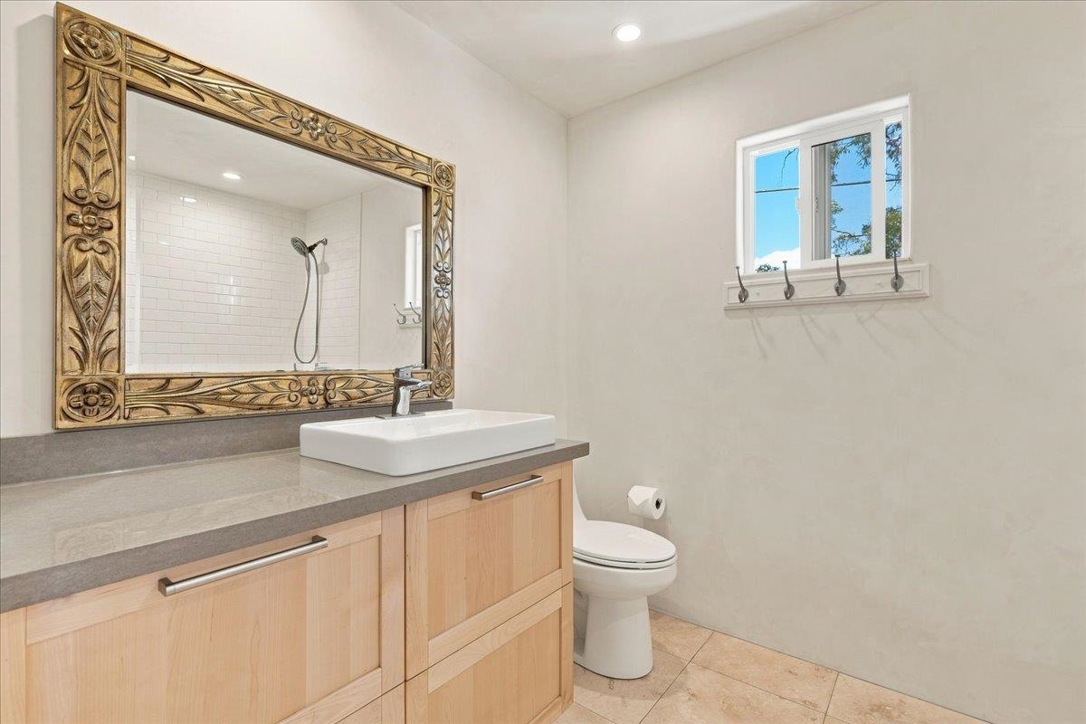 84 Loha St Property Photo 21