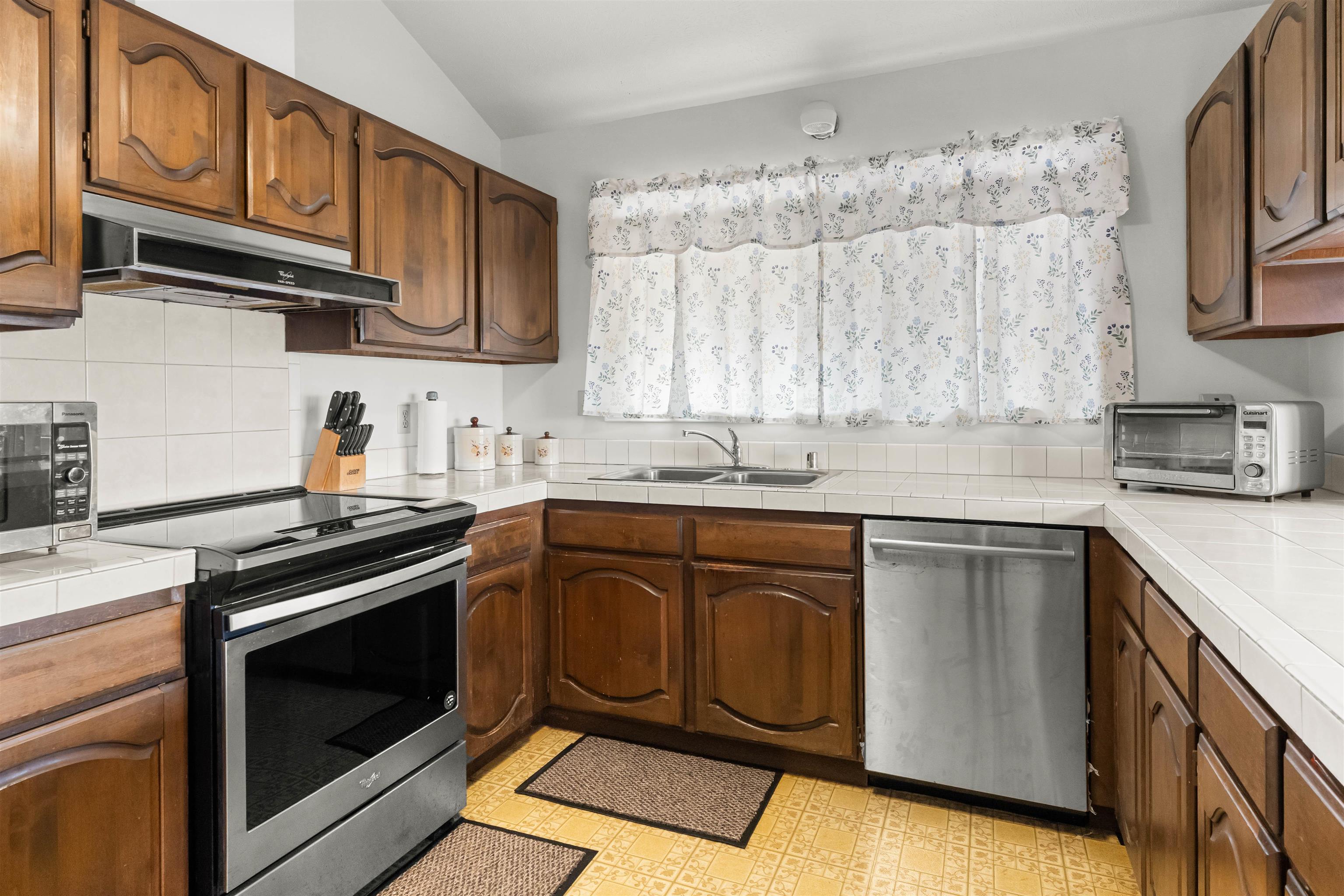 624 Kunu Pl Property Photo 5
