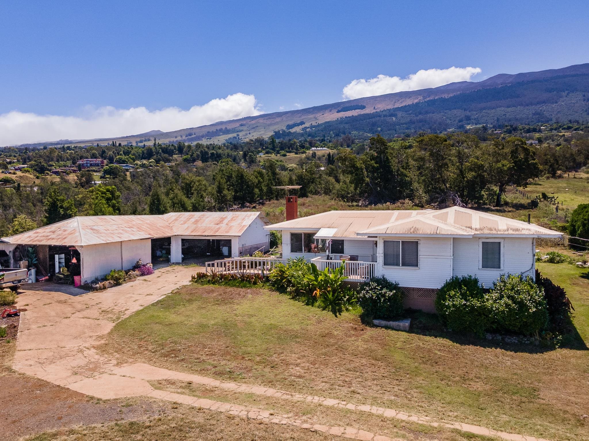 302 Naalae Rd Property Photo 6