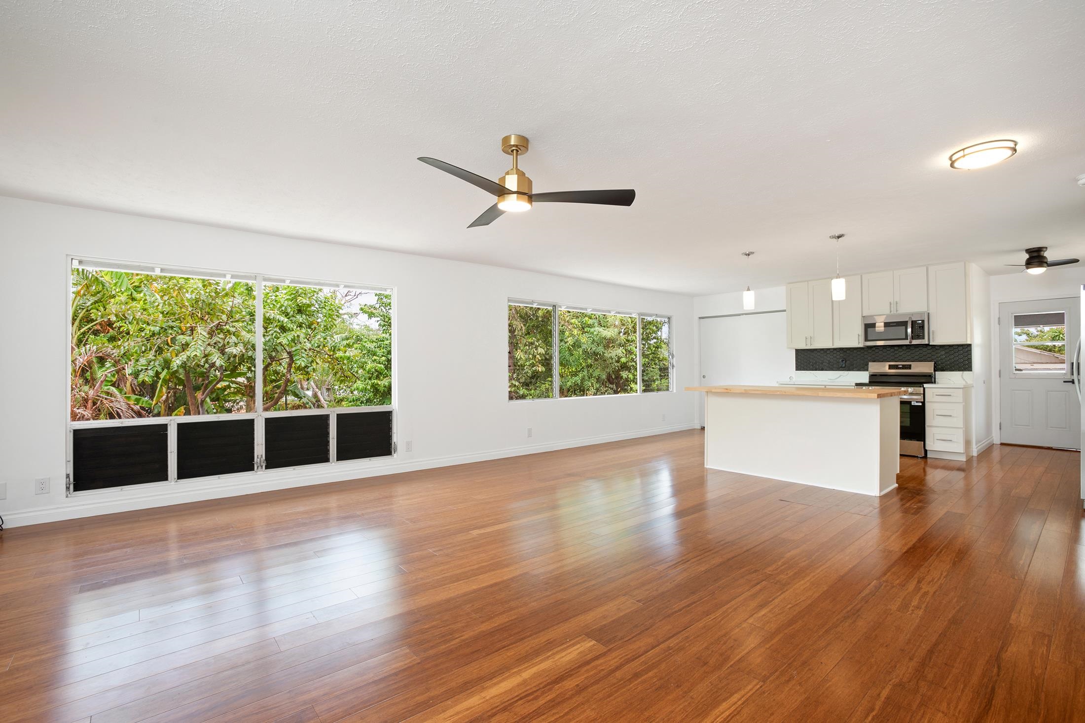 343 Noe St Property Photo 10