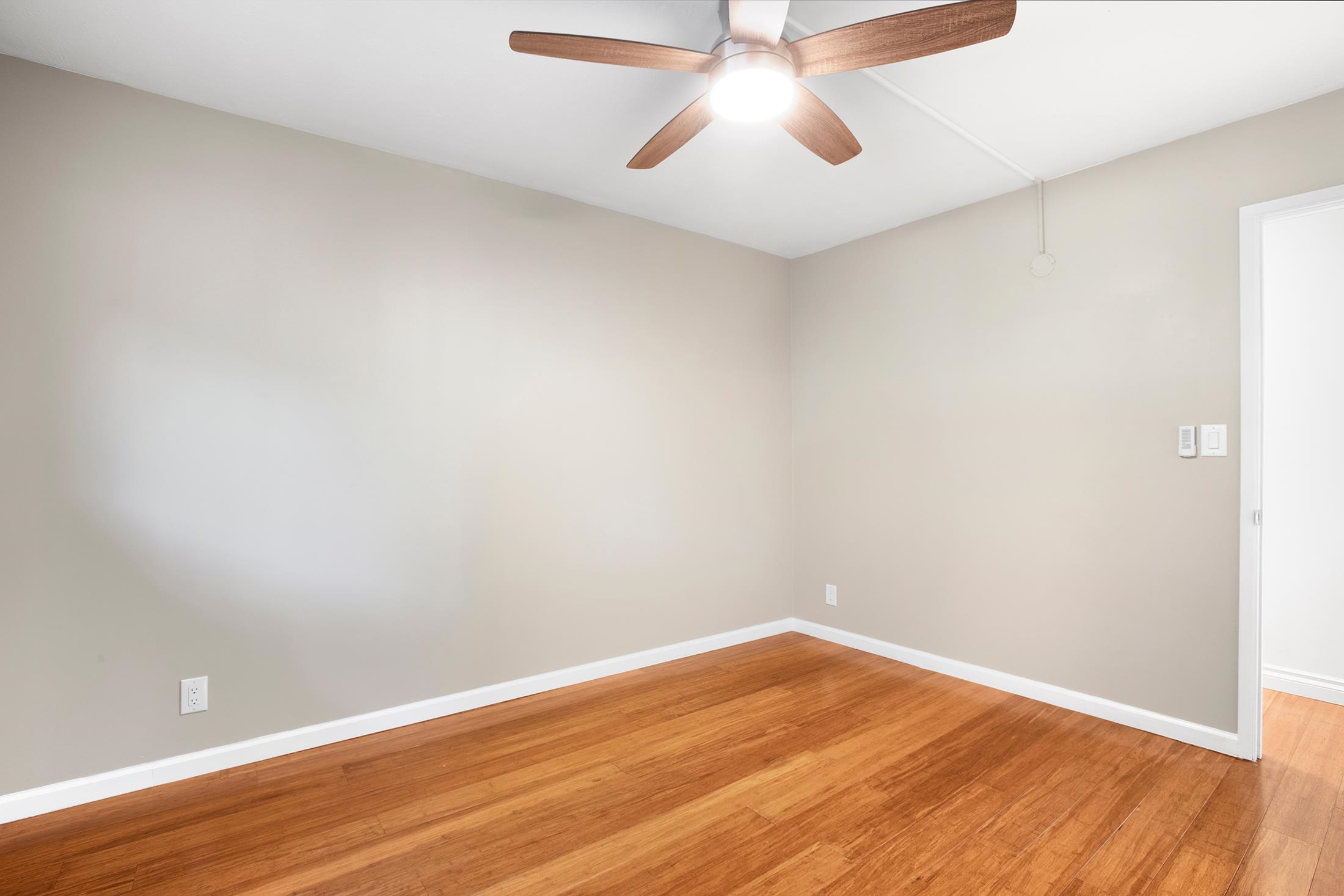 343 Noe St Property Photo 16