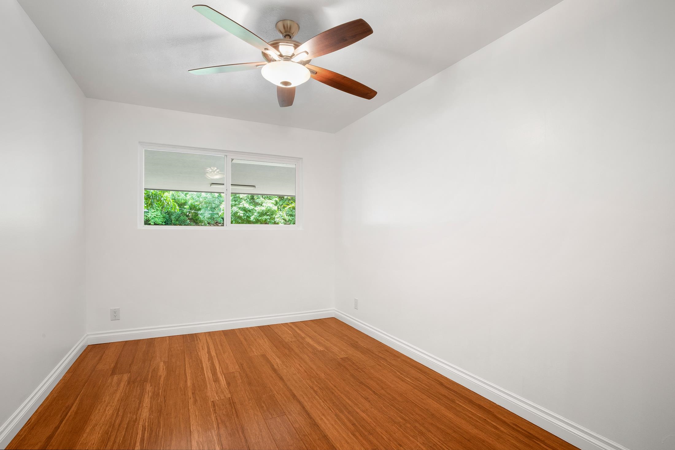 343 Noe St Property Photo 17