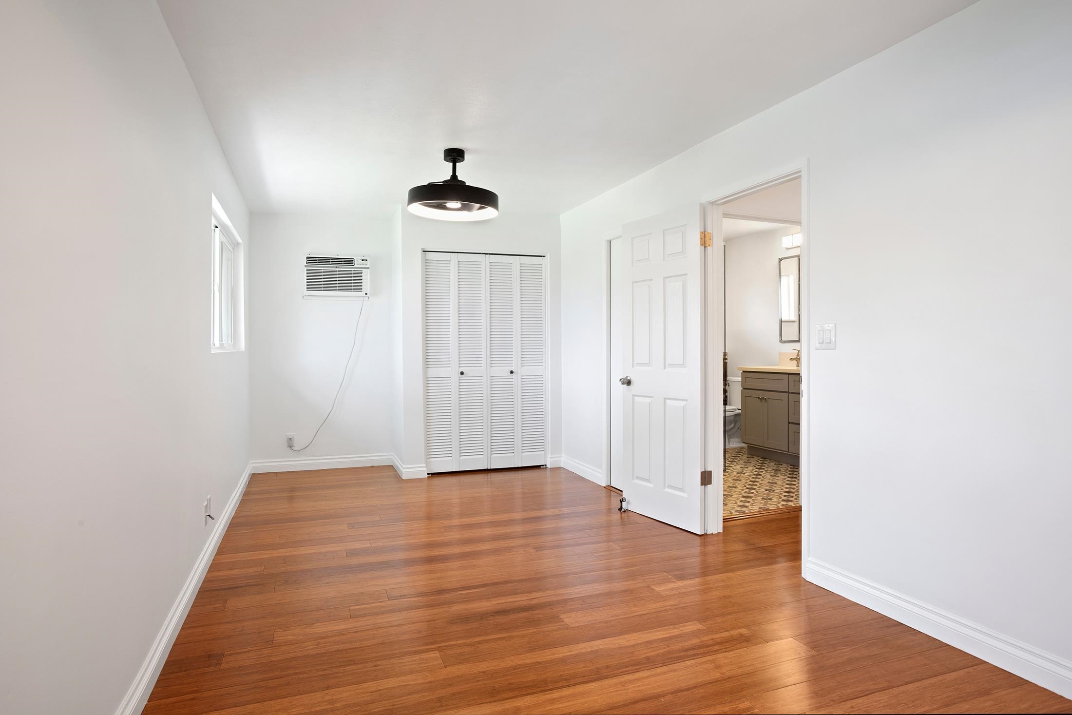 343 Noe St Property Photo 21