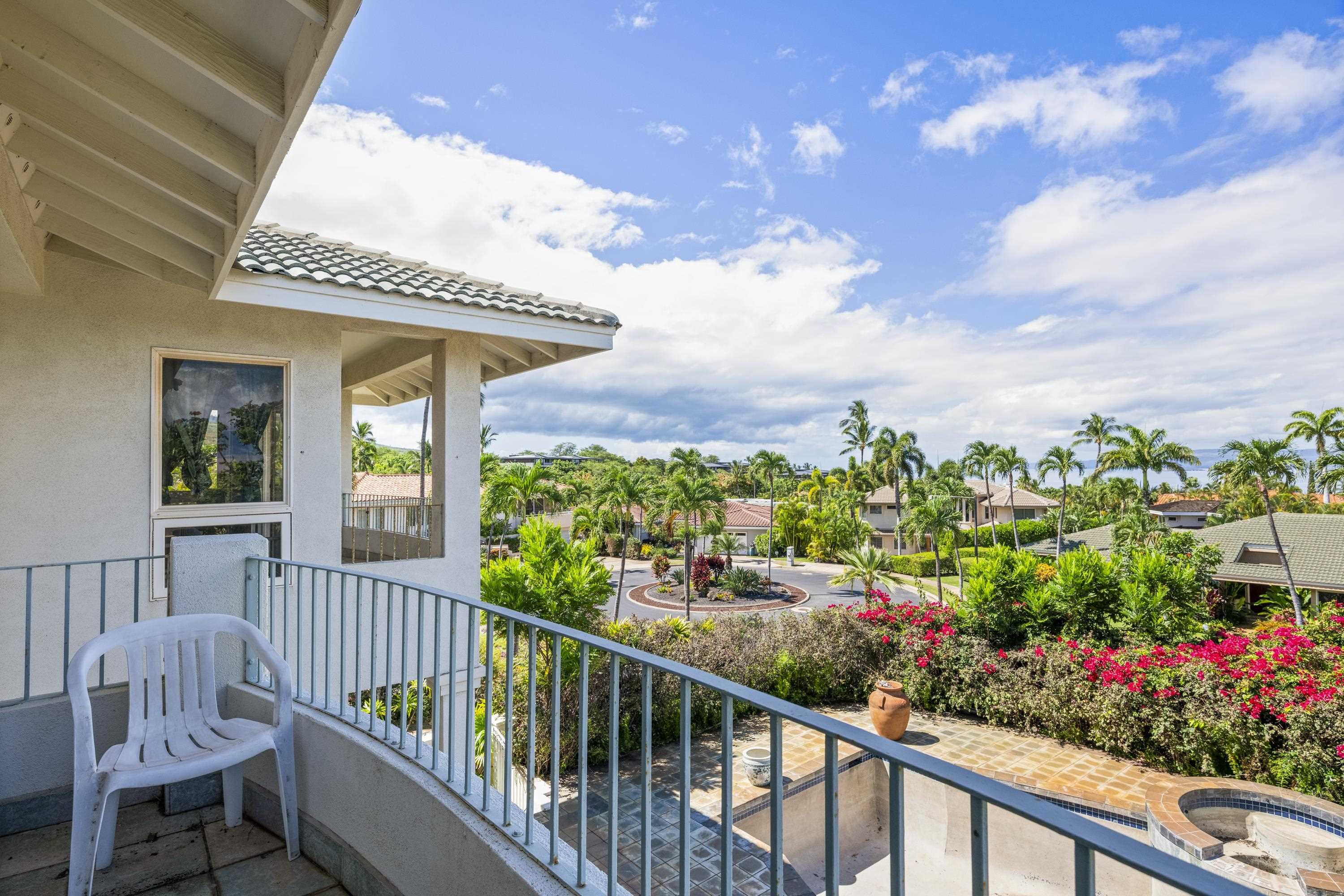 221 E Ikea Kai Pl Property Photo 11