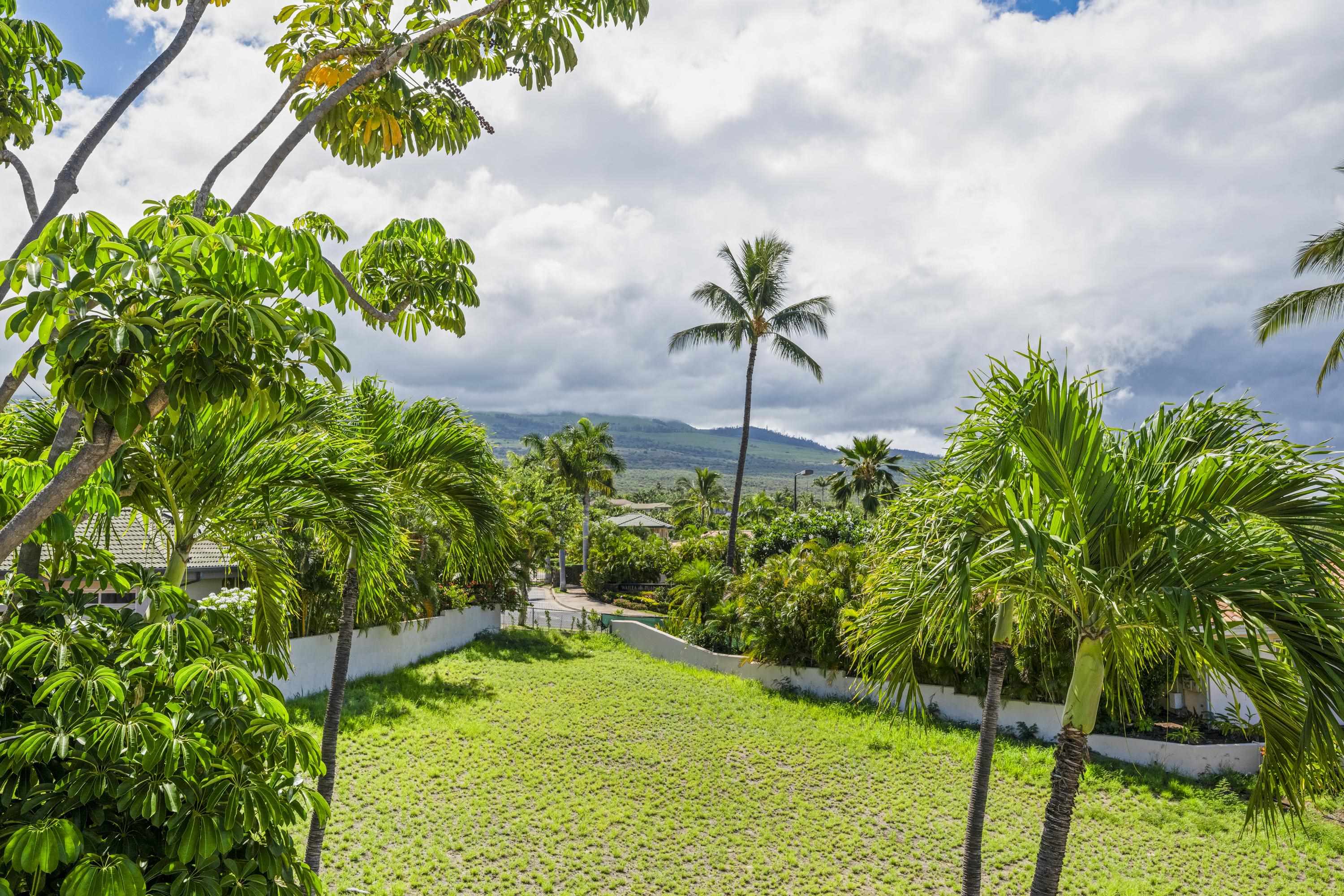221 E Ikea Kai Pl Property Photo 12