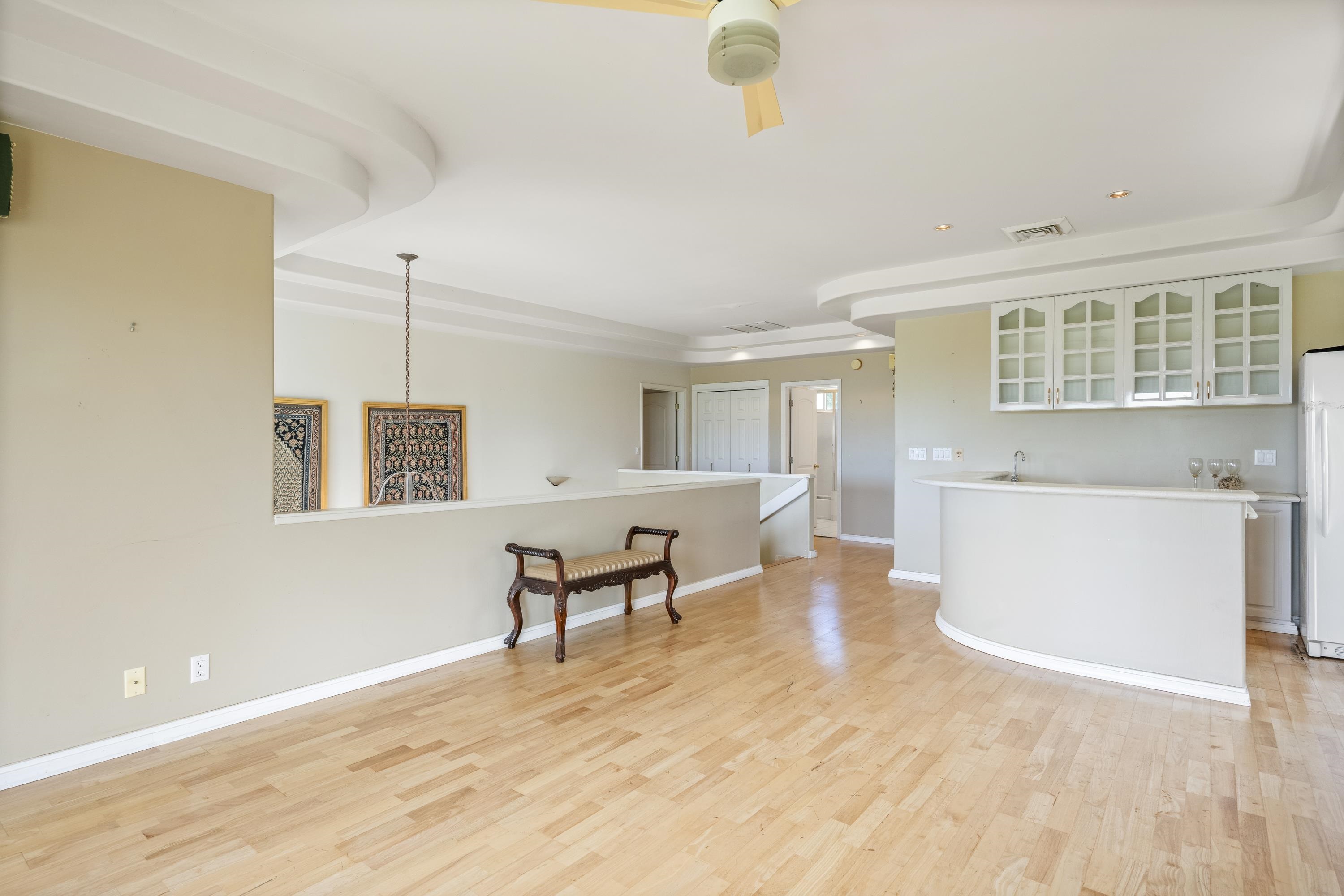 221 E Ikea Kai Pl Property Photo 35