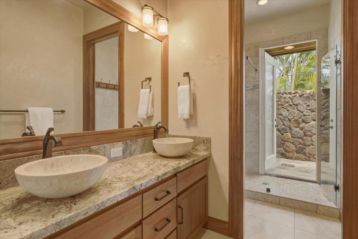 52 Iliahi Way Property Photo 13