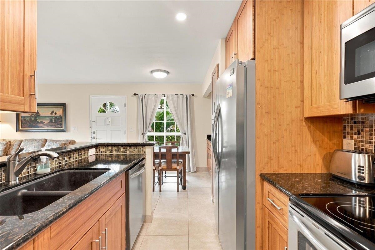 160 Keonekai Rd Property Photo 10