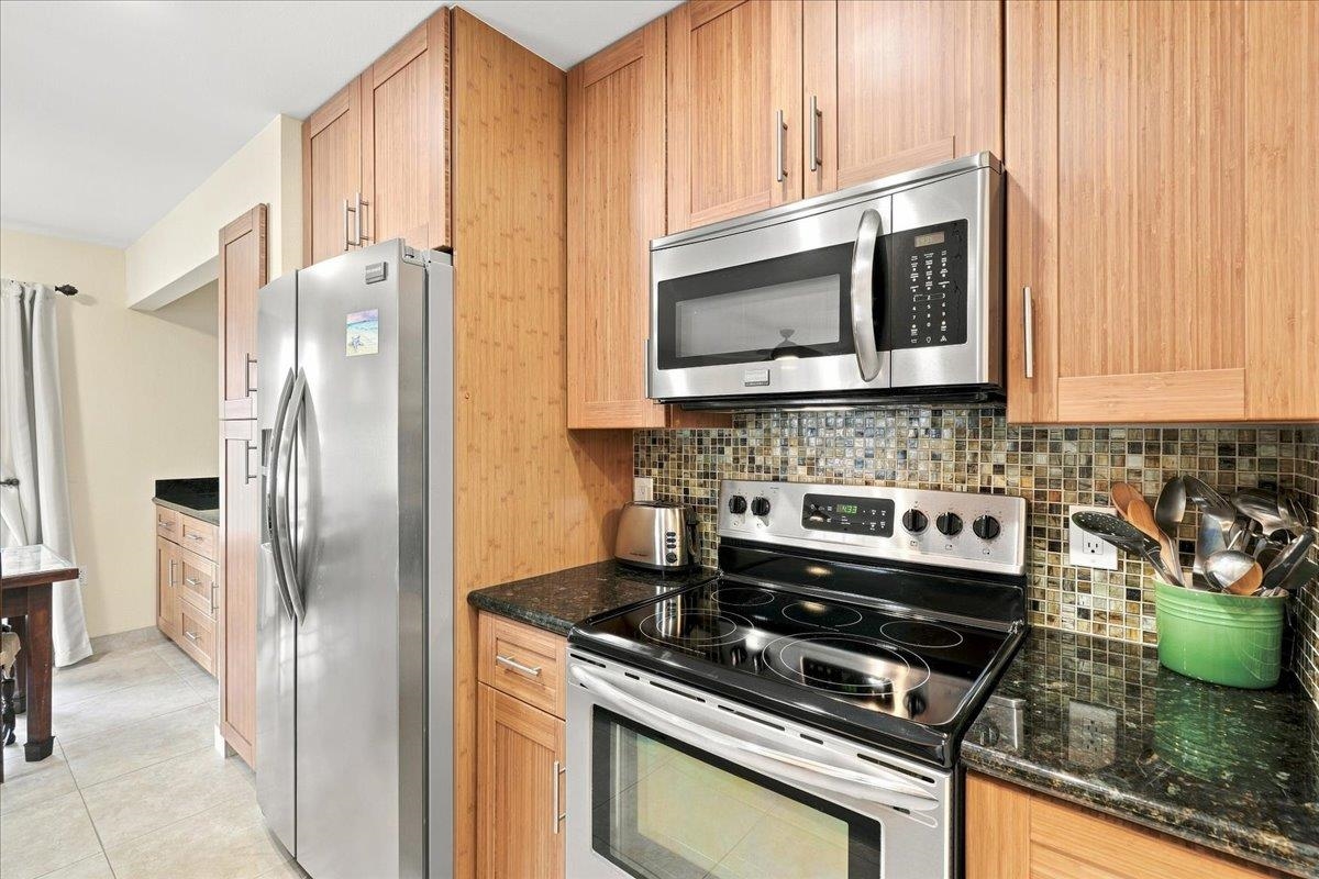 160 Keonekai Rd Property Photo 11