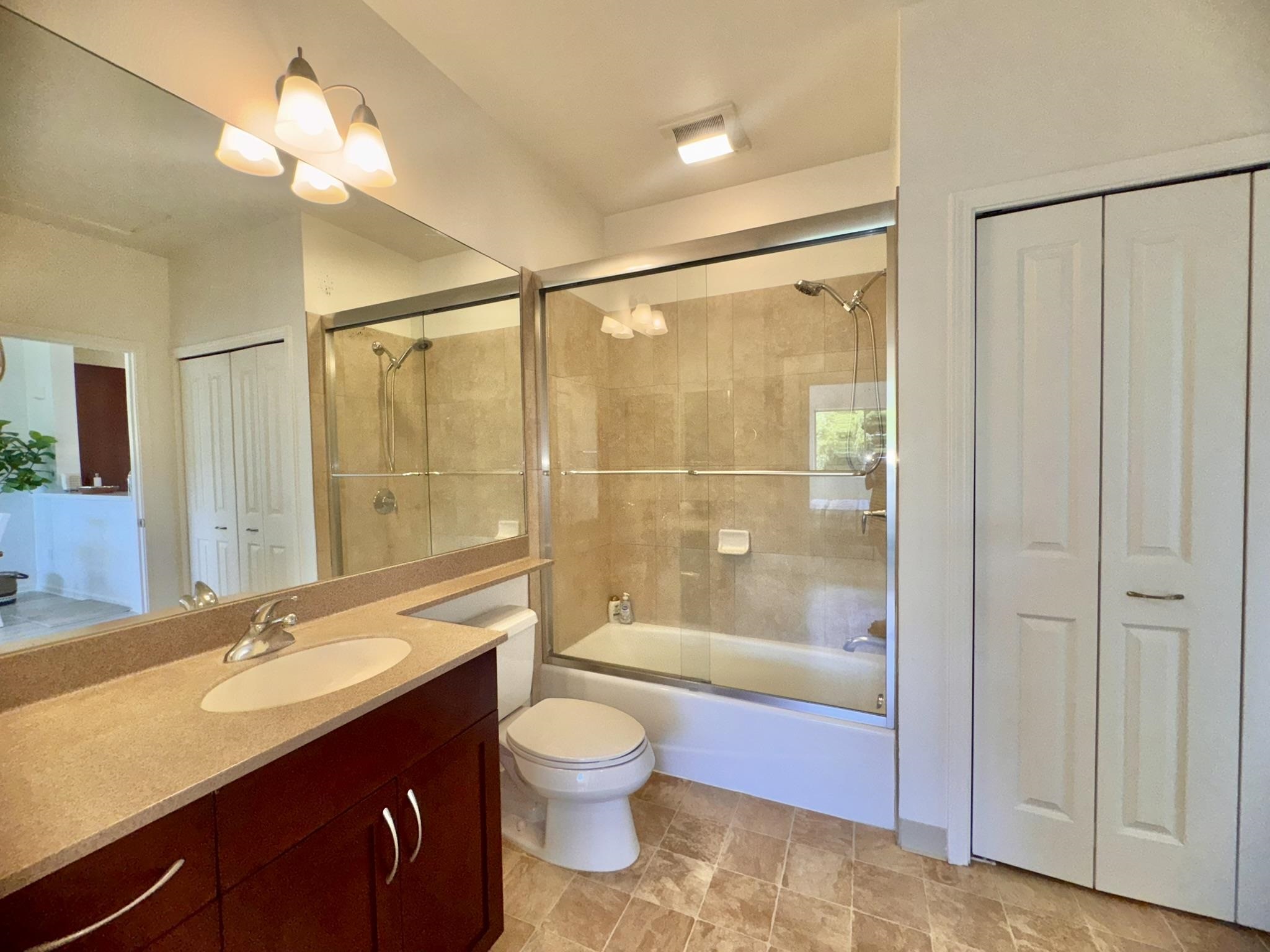 210 Hooulu Ln Property Photo 8