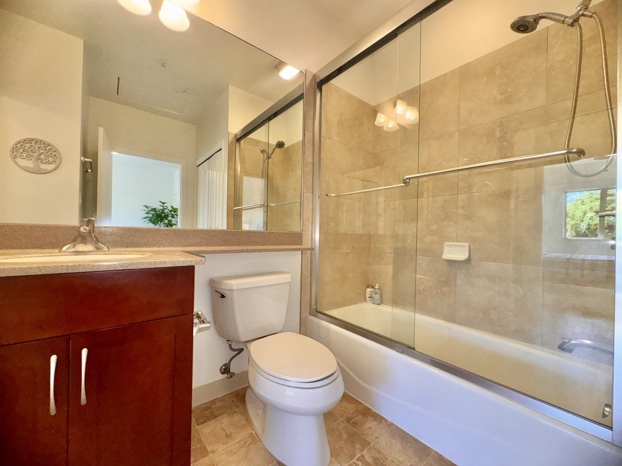 210 Hooulu Ln Property Photo 9