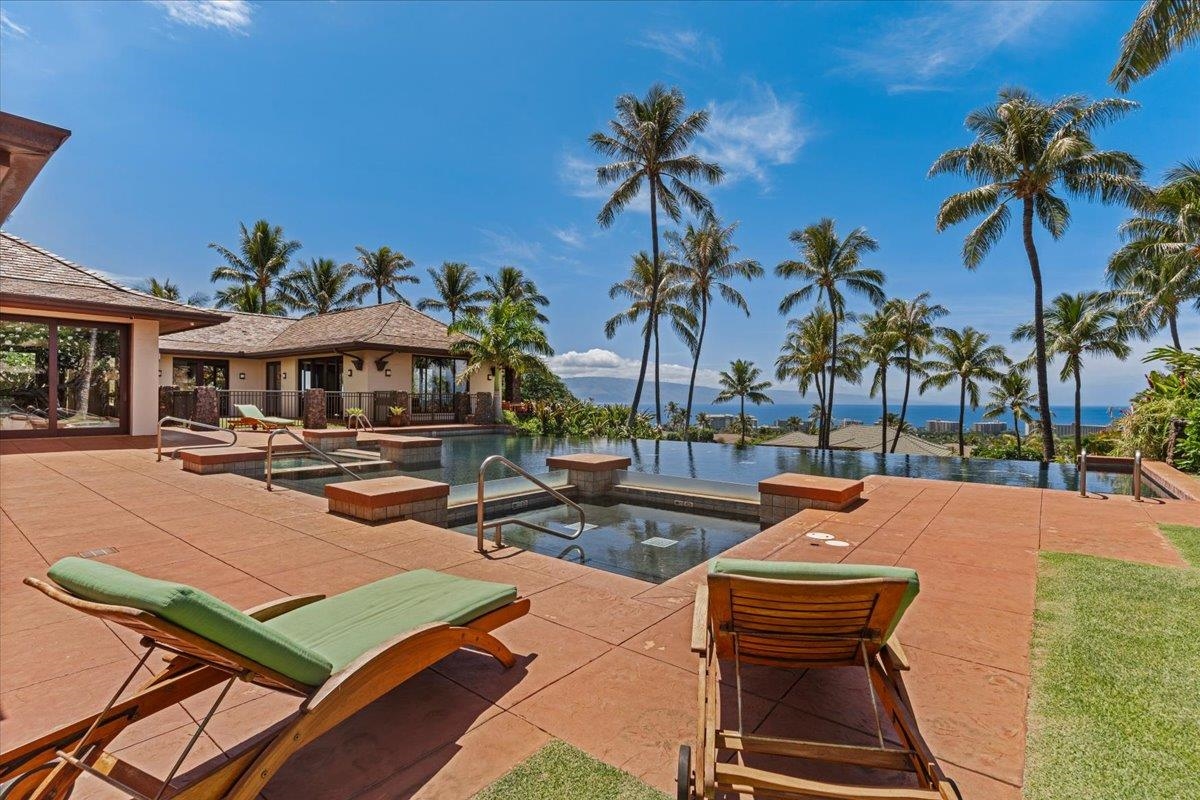 995 Anapuni Pl Property Photo 29