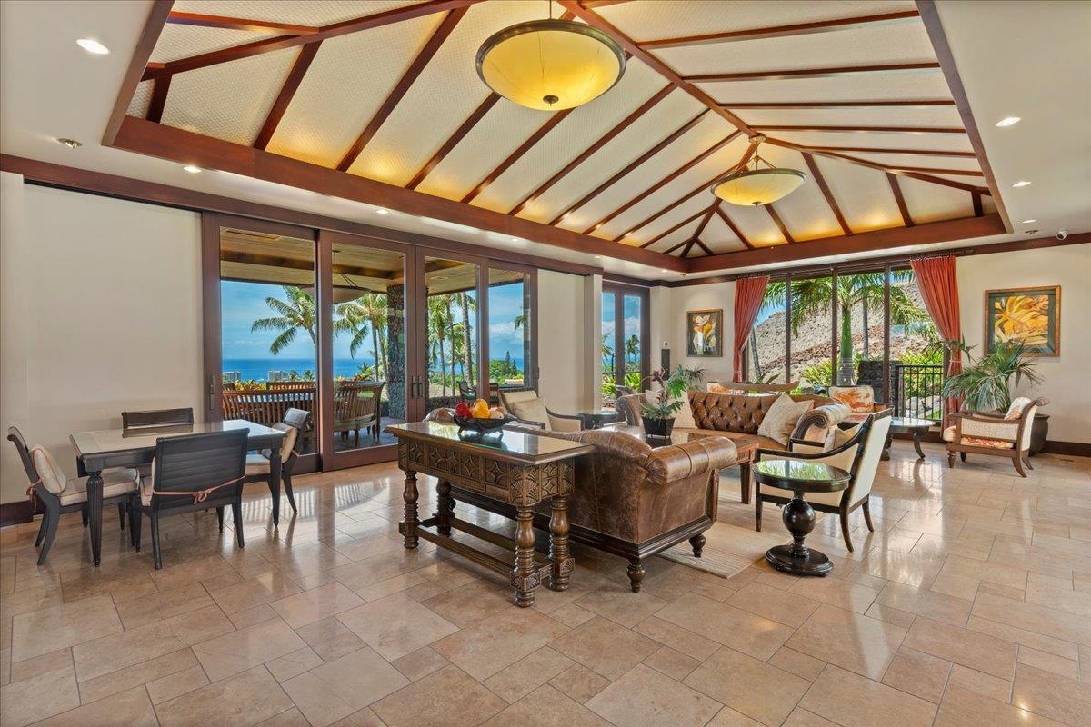 995 Anapuni Pl Property Photo 35