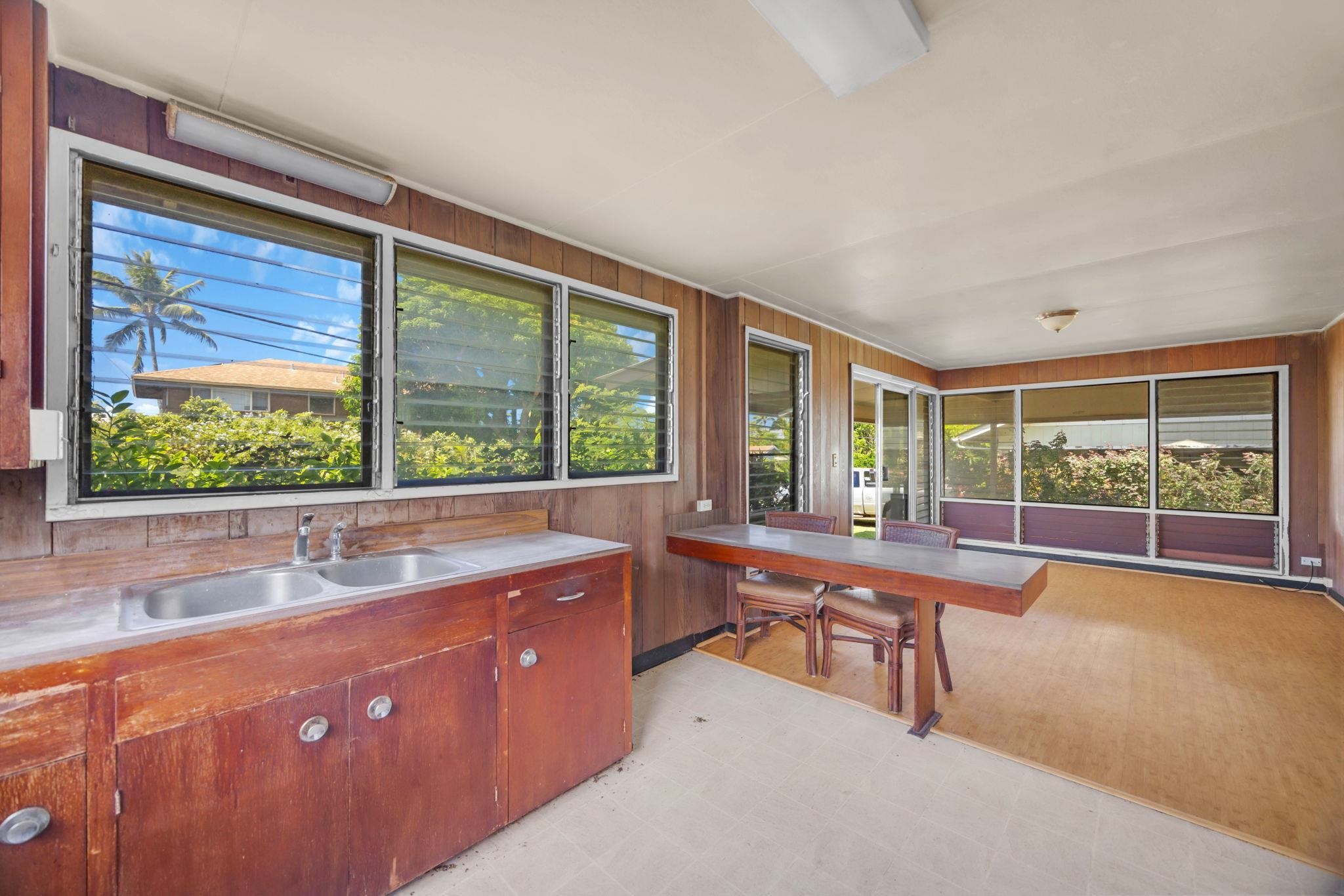17 Hui F Rd Property Photo 29